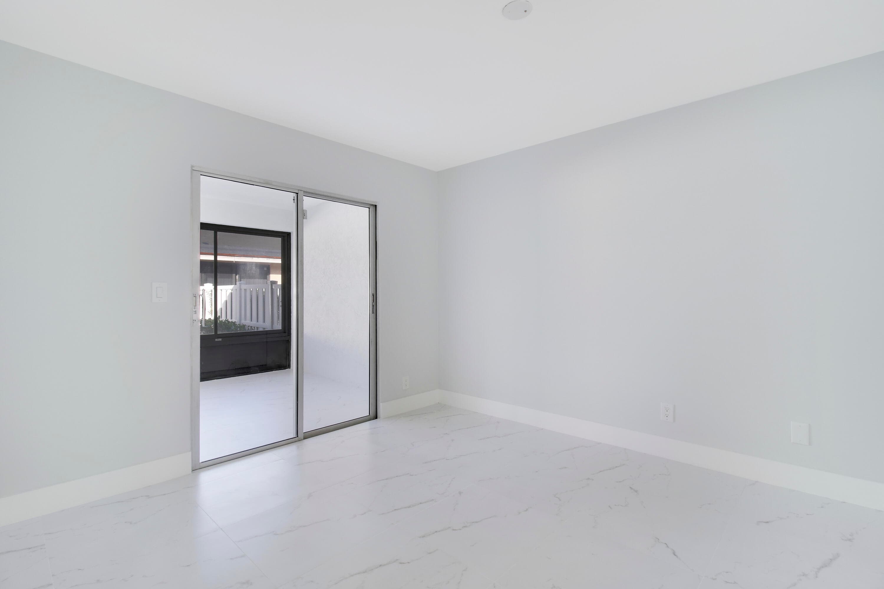 8055 SWEETBRIAR Way, Boca Raton, FL 33496 10