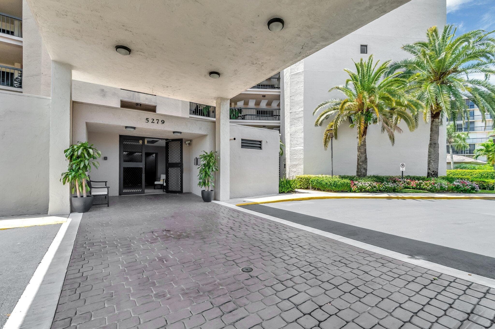 5279 FOUNTAINS Drive S 304, Lake Worth, FL 33467 2