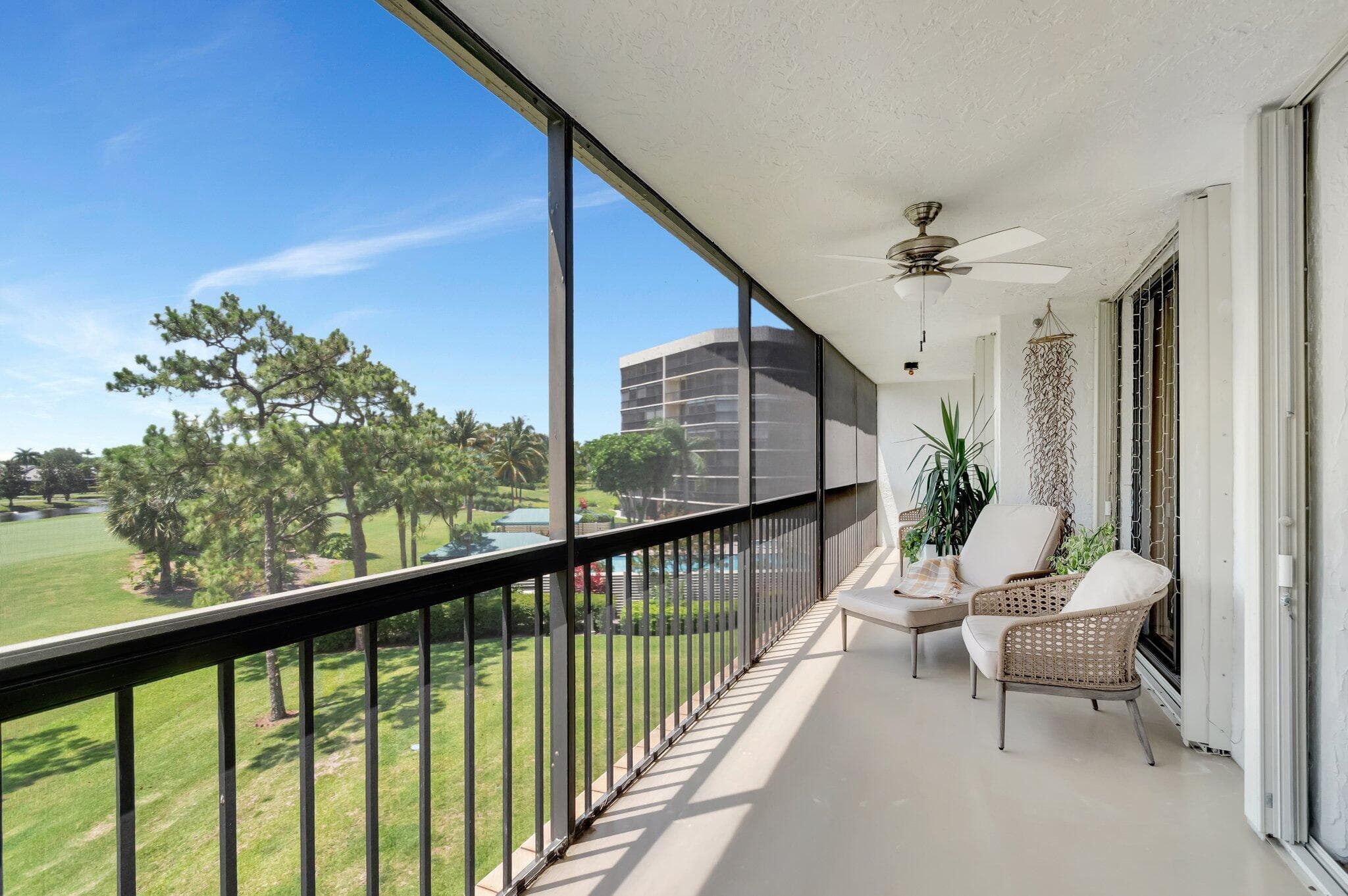 5279 FOUNTAINS Drive S 304, Lake Worth, FL 33467 33