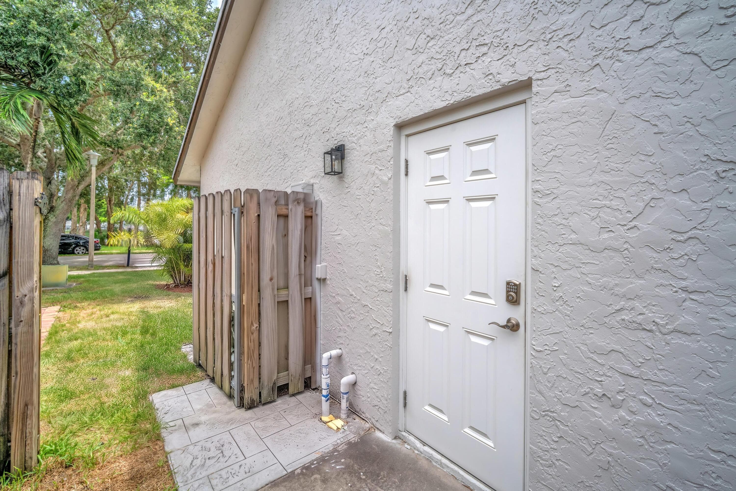 8411 SW 57TH Street, Davie, FL 33328 36
