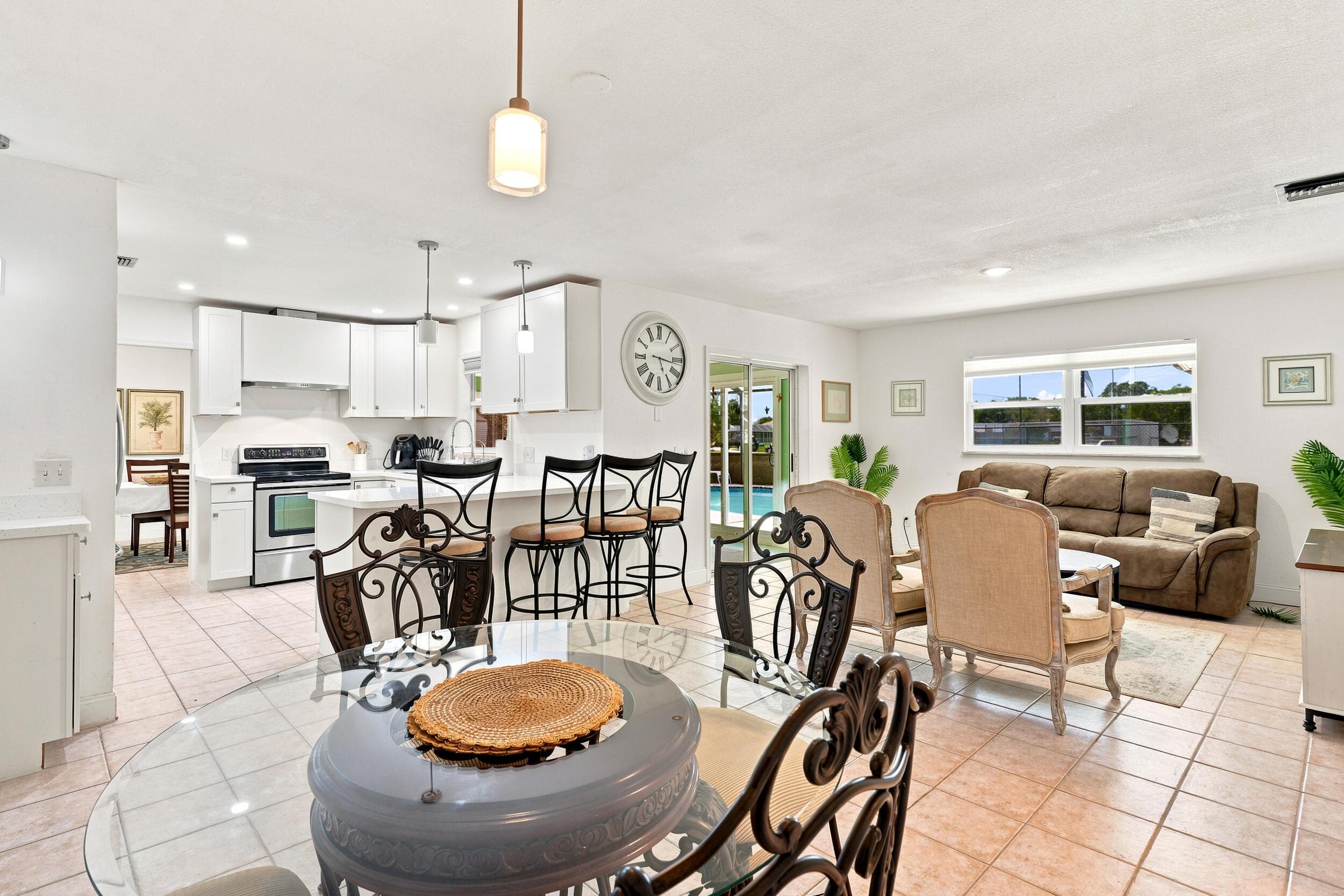502 NW Kilpatrick Avenue, Port St. Lucie, FL 34983 17