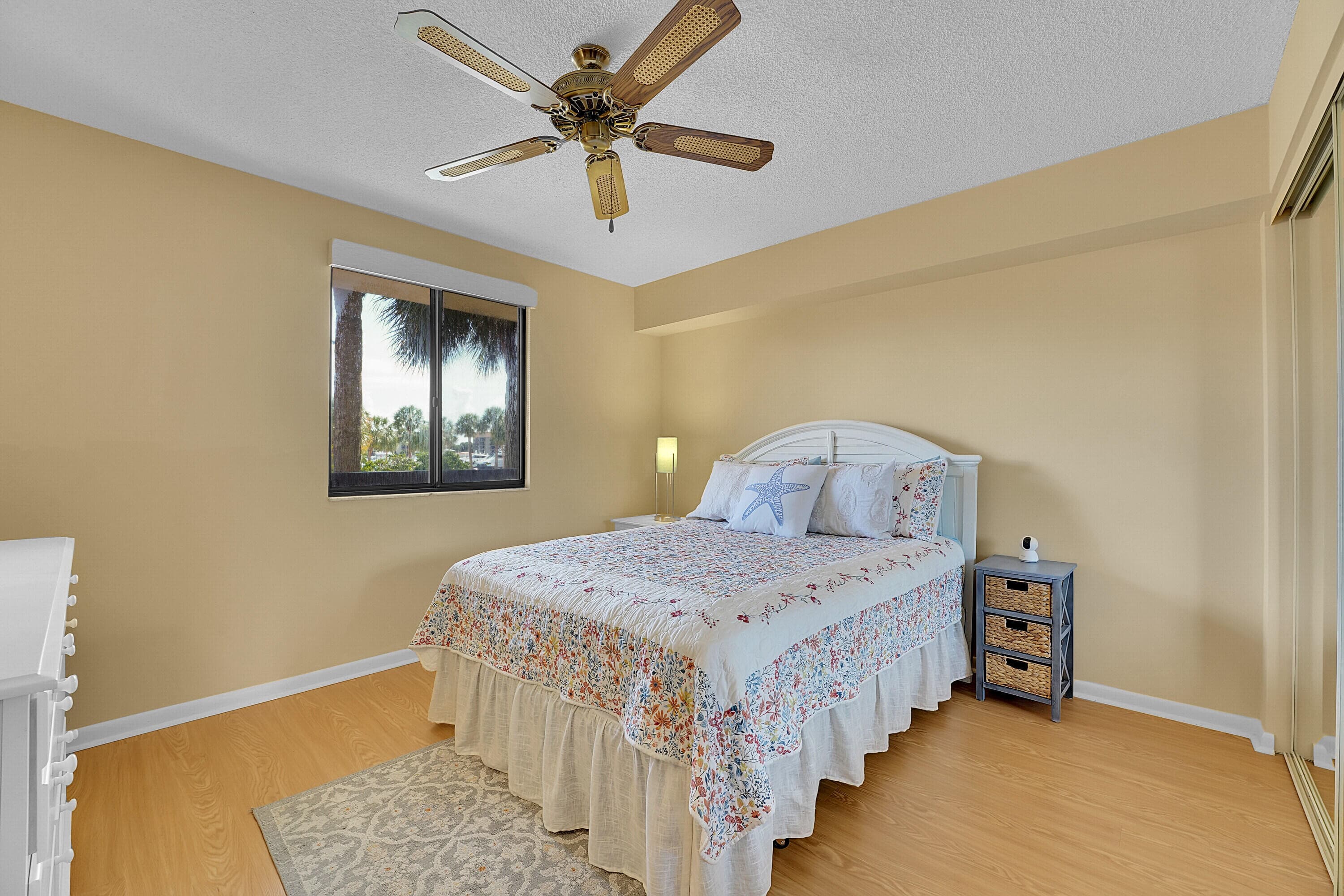2001 Marina Isle Way 203, Jupiter, FL 33477 23