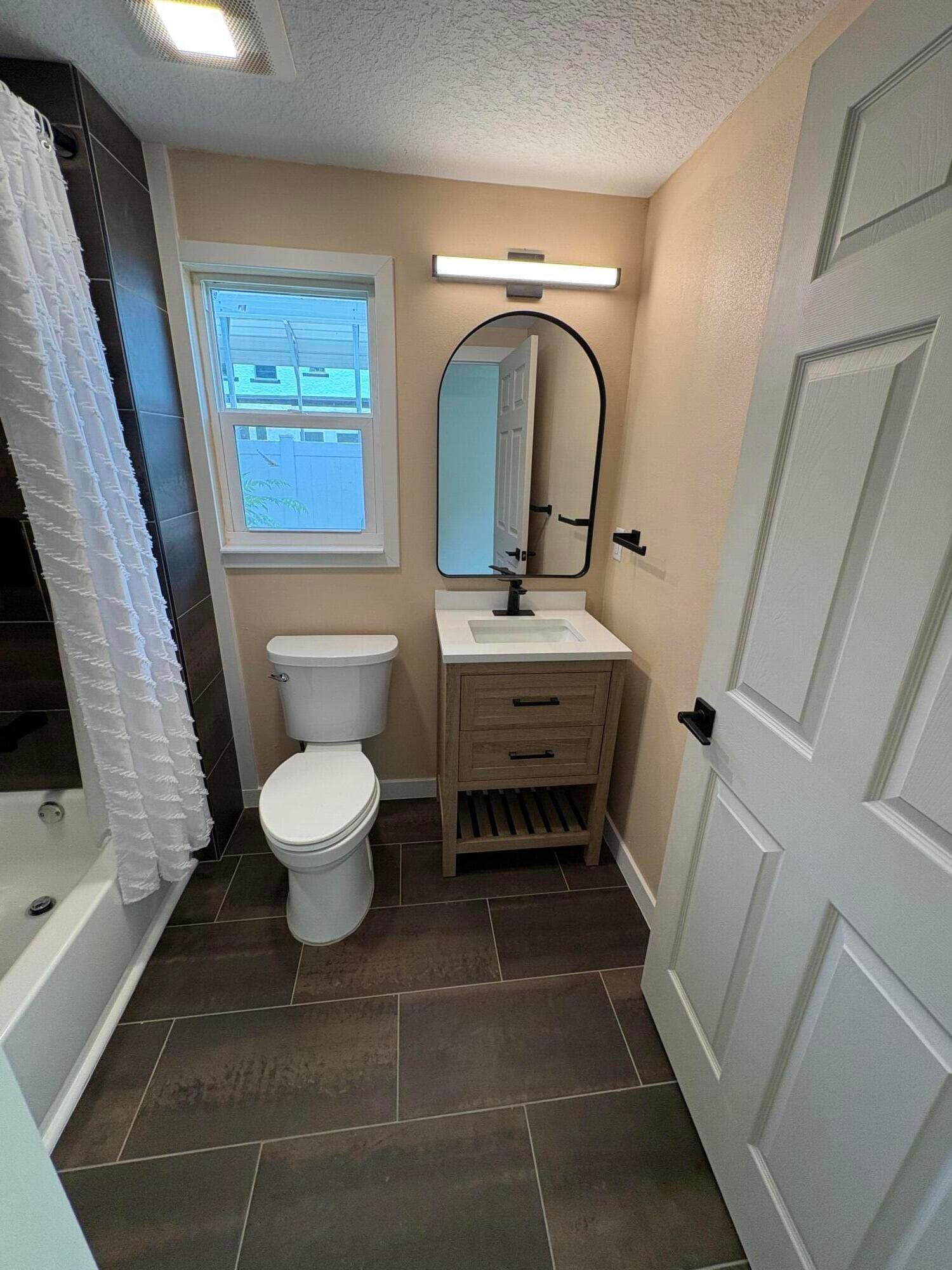 6948 DARTMOUTH Avenue N, St. Petersburg, FL 33710 32