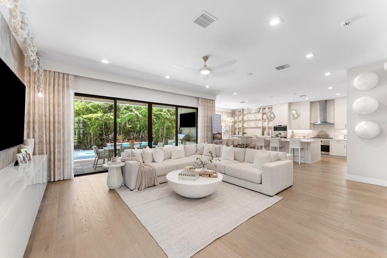 480 42nd Street, West Palm Beach, FL 33407