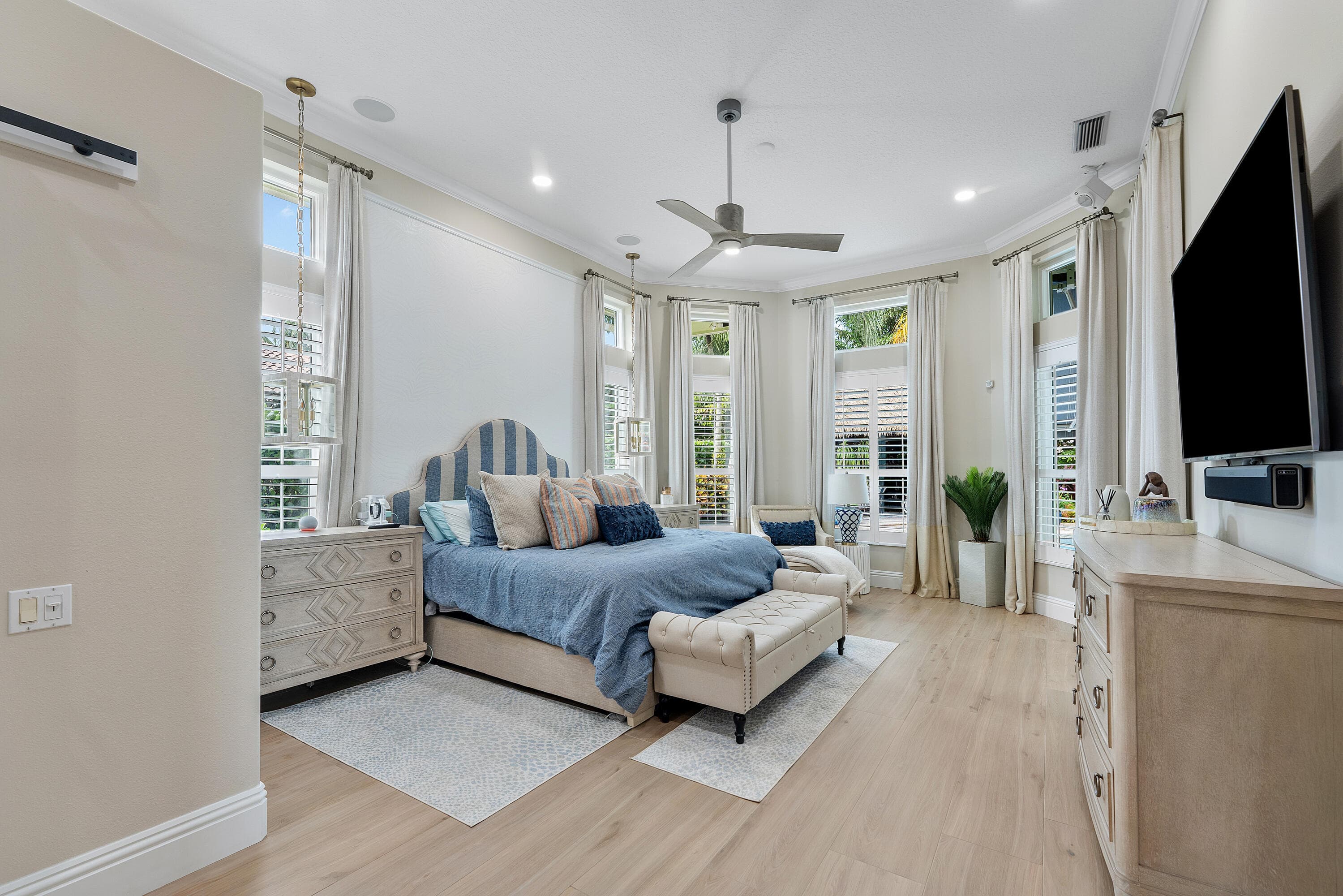 19060 SE KOKOMO Lane N, Jupiter, FL 33458 18