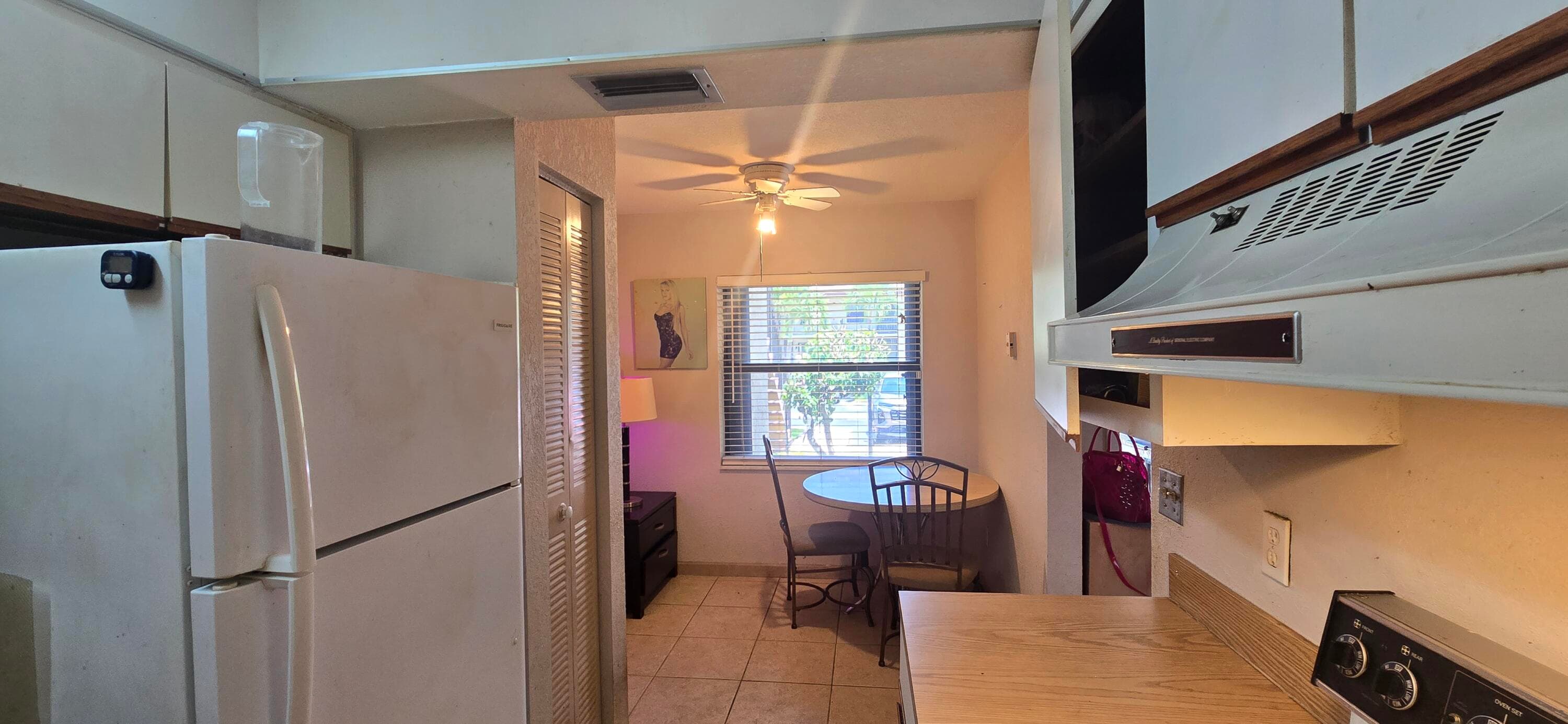 7843 Willow Spring Drive 613, Lake Worth, FL 33467 8