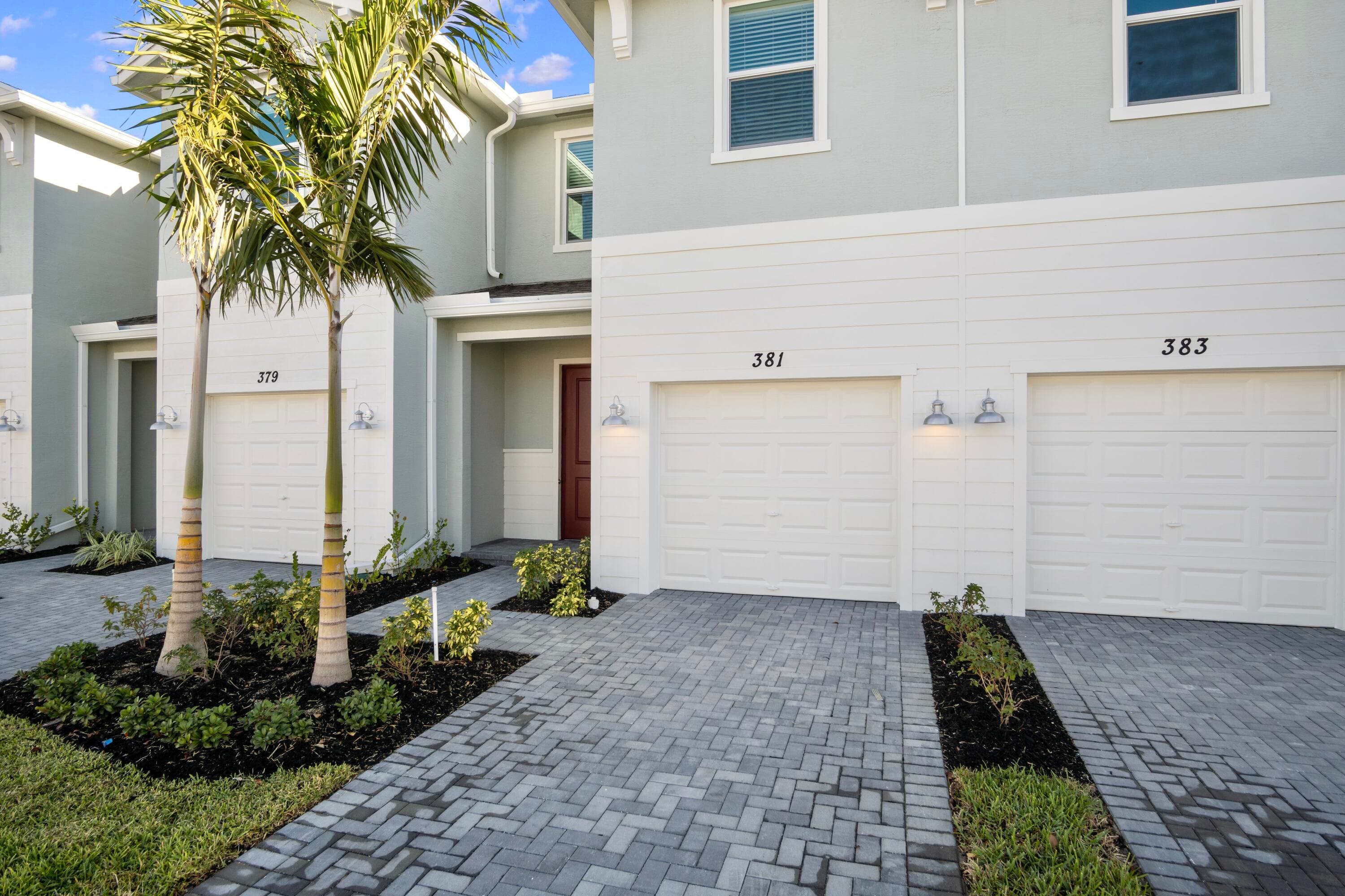 381 SE CROSSOAK Lane, Port St. Lucie, FL 34984 3