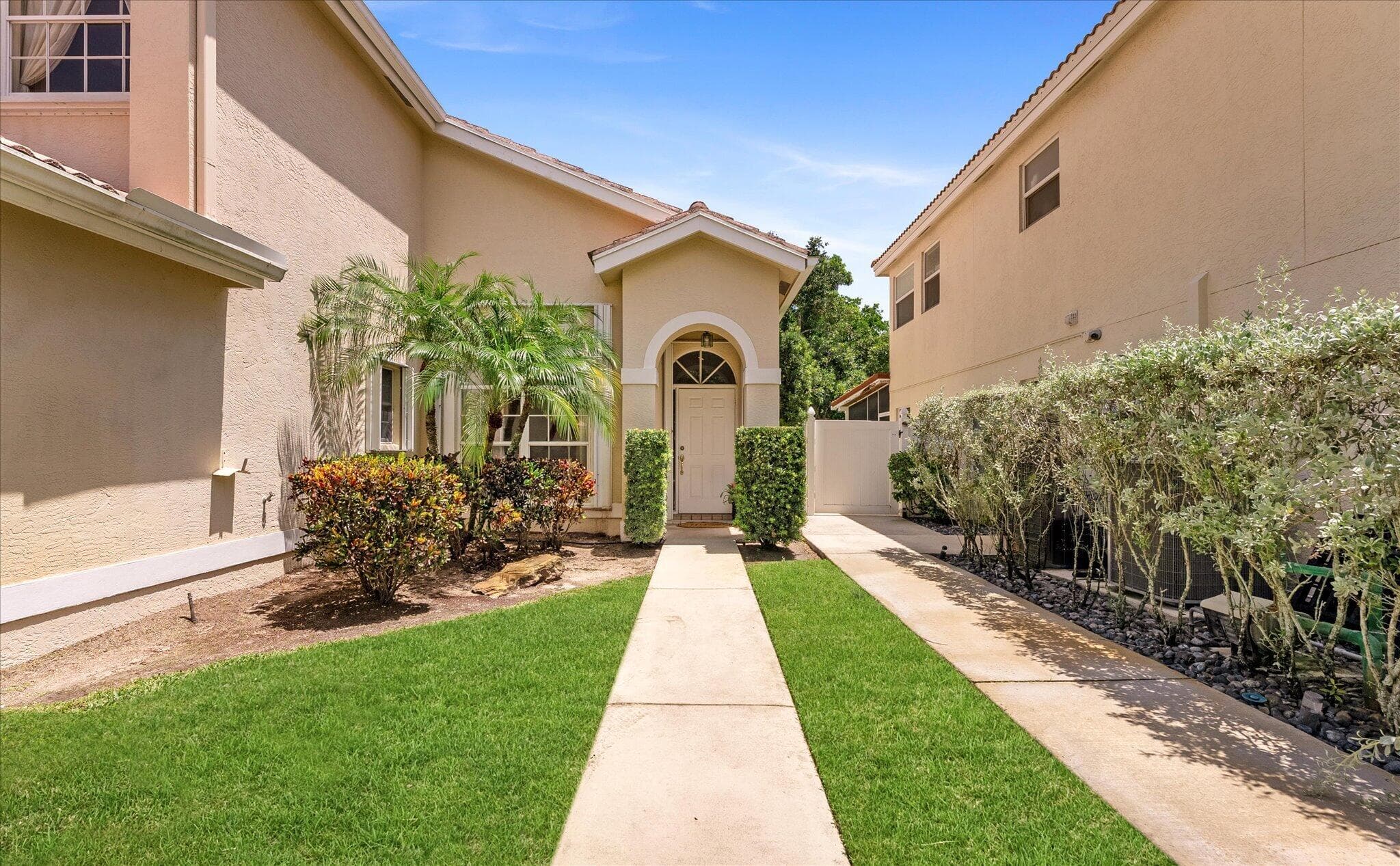 10796 Crescendo Circle, Boca Raton, FL 33498 5