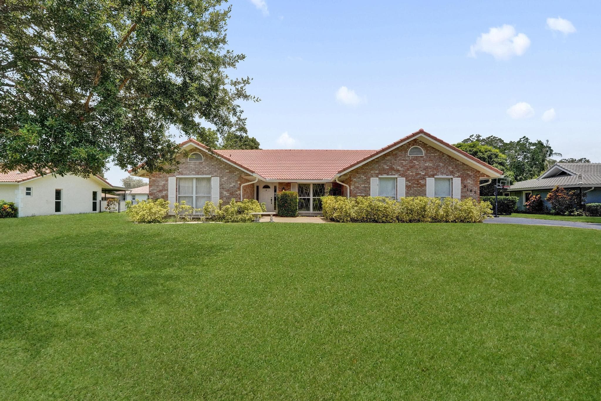 3145 NW 116th Avenue, Coral Springs, FL 33065