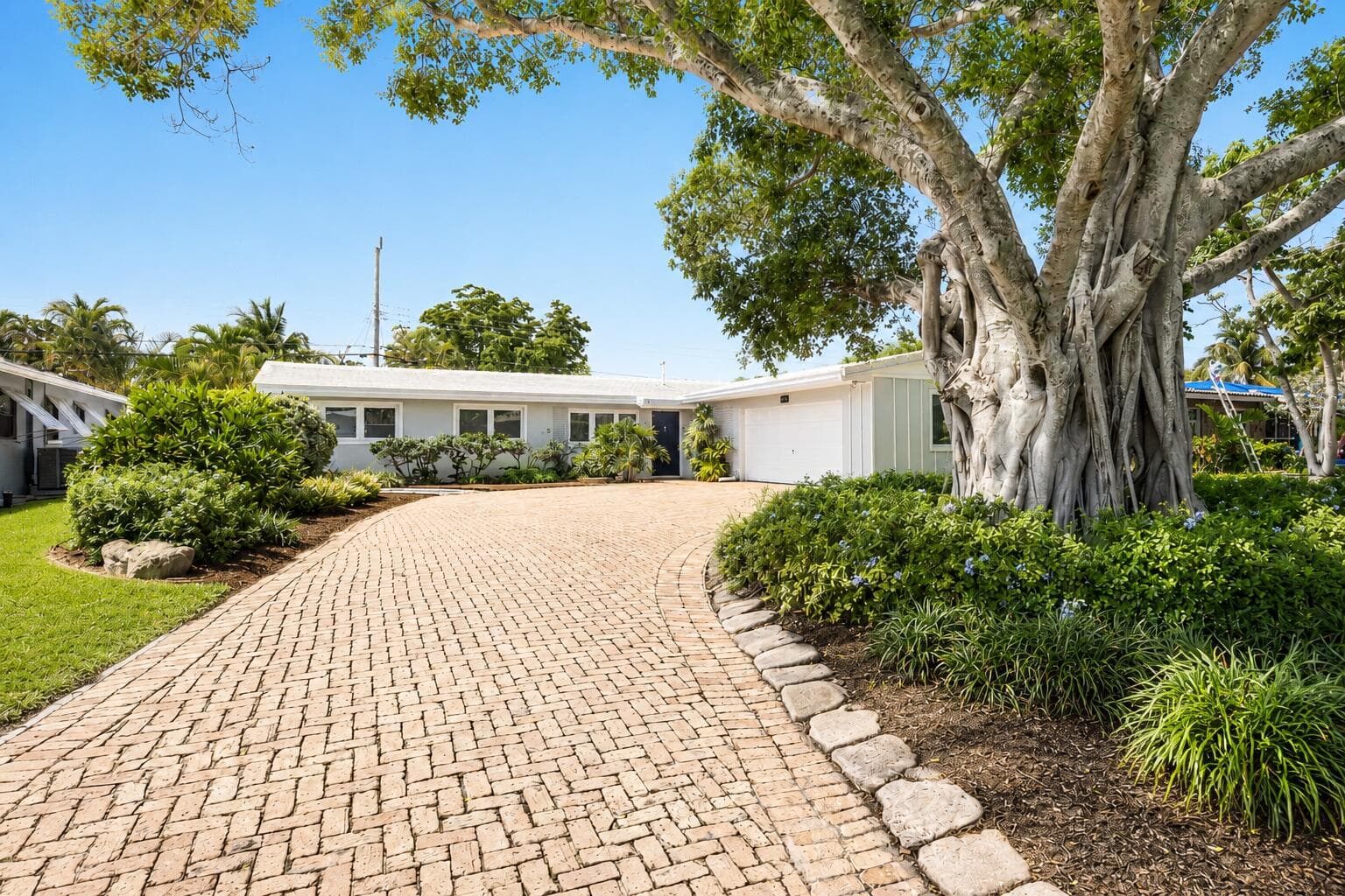 2110 NE 55th Street, Fort Lauderdale, FL 33308