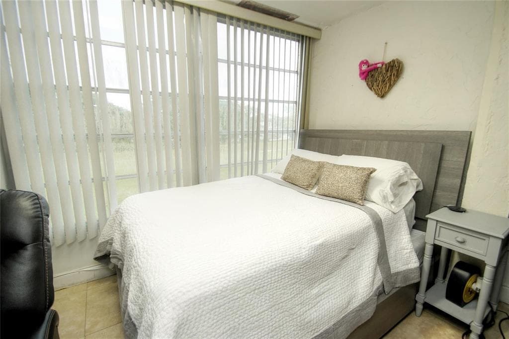 8401 LAGOS DE CAMPO Boulevard 306V, Tamarac, FL 33321 10