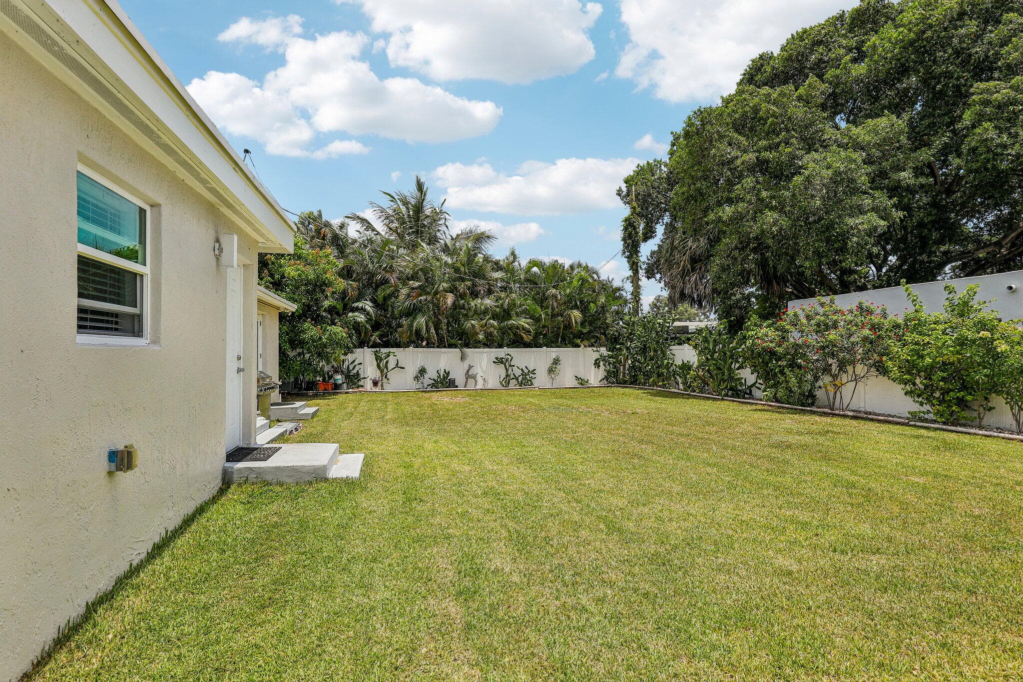 2001 N 22ND Avenue, Hollywood, FL 33020 47