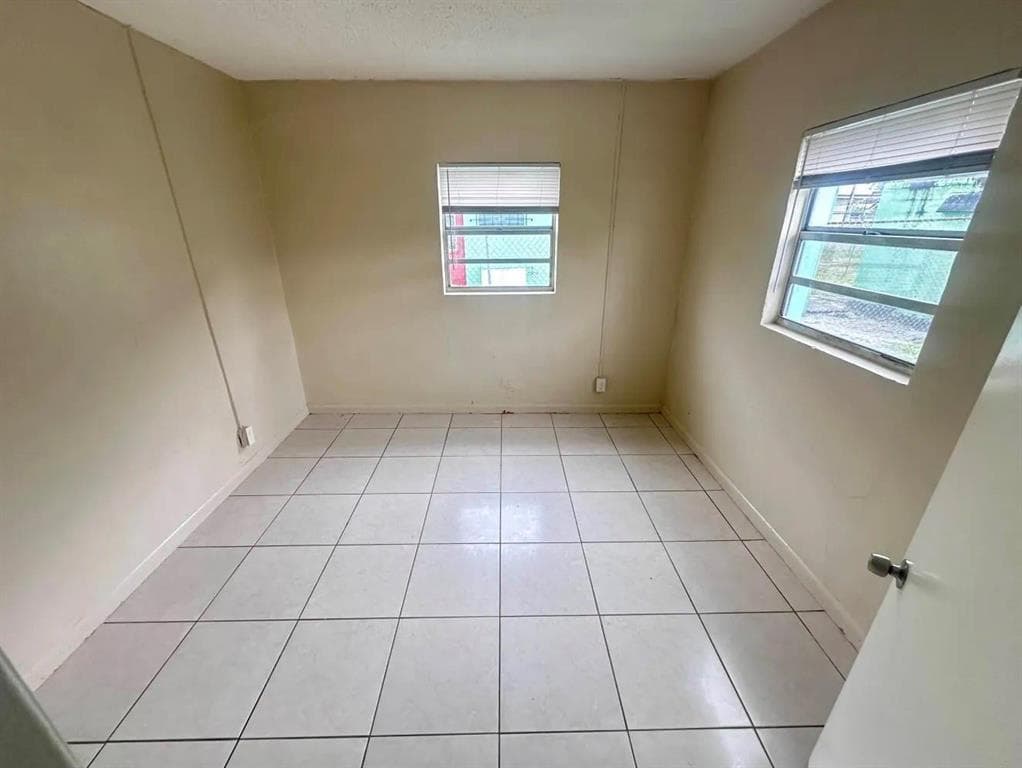 633 NW 15TH Terrace, Fort Lauderdale, FL 33311 4
