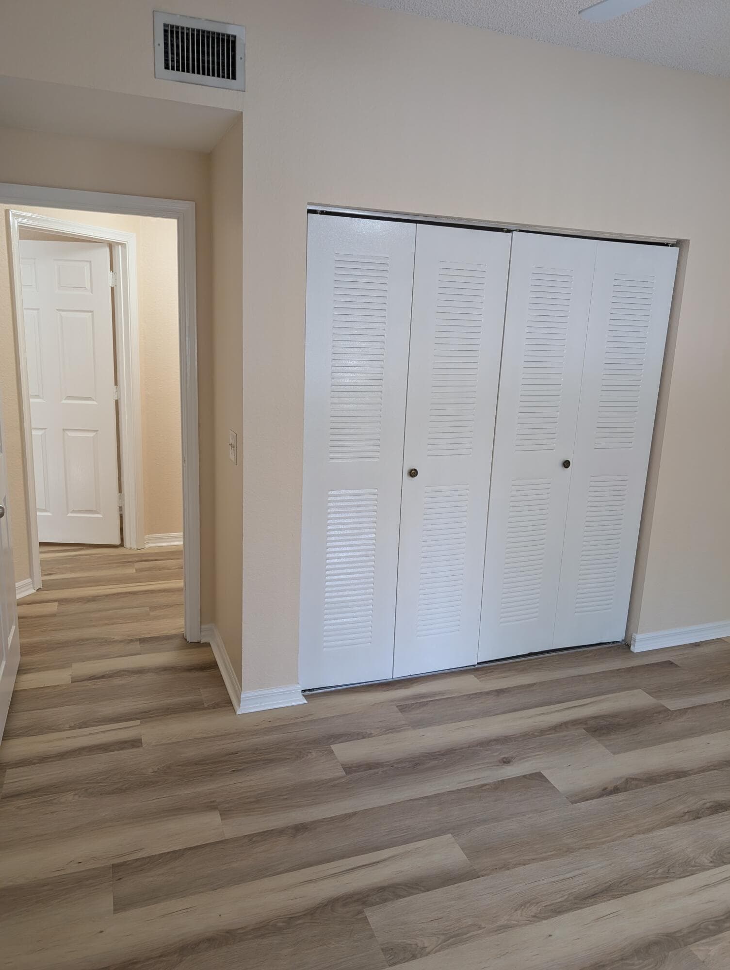 350 CRESTWOOD Circle 201, Royal Palm Beach, FL 33411 18