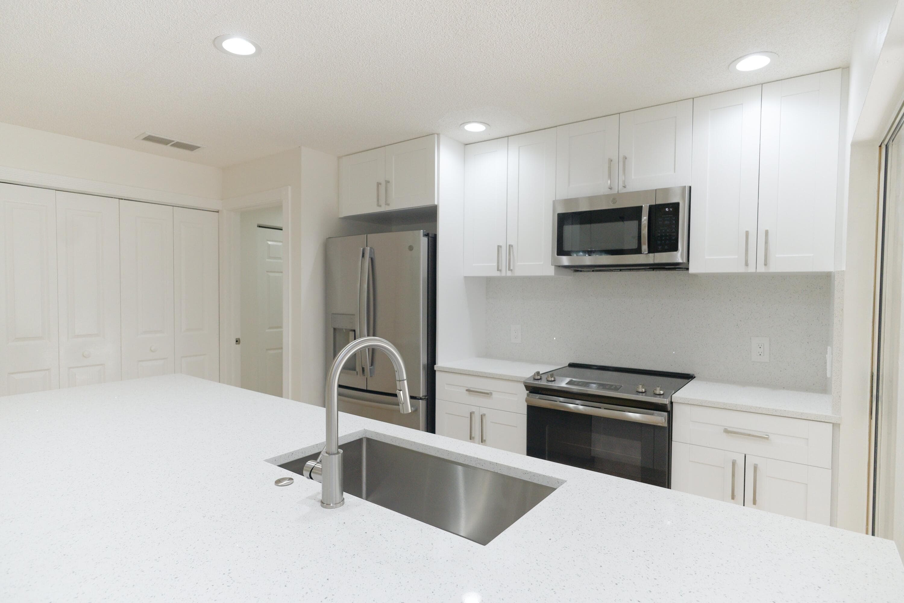 1202 Silverleaf Oak Court, Palm Beach Gardens, FL 33410 12