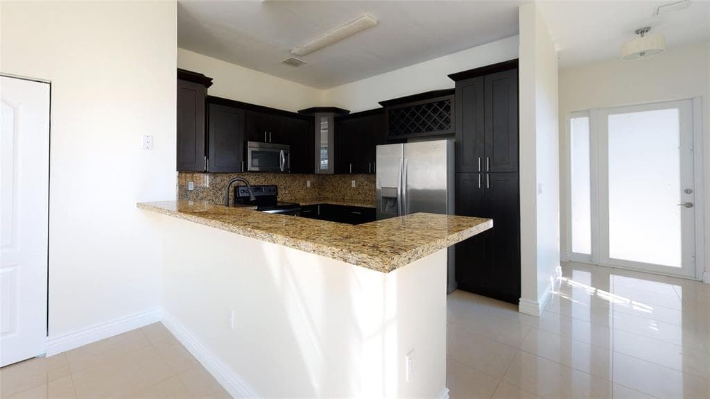 620 NE 20TH Street 1, Wilton Manors, FL 33305 10