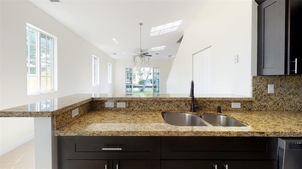 620 NE 20TH Street 1, Wilton Manors, FL 33305 11