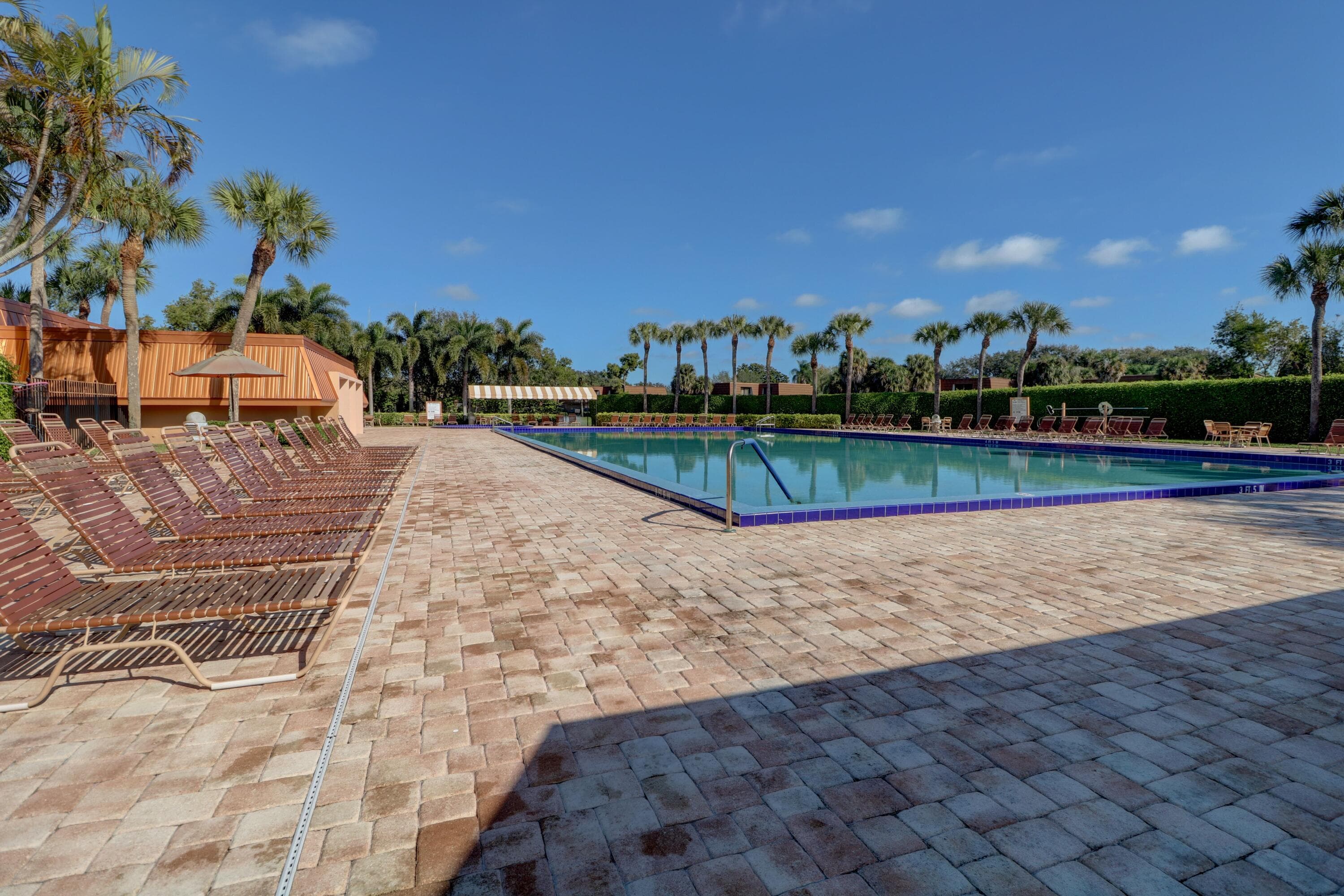 1402 14th Way, West Palm Beach, FL 33407 13