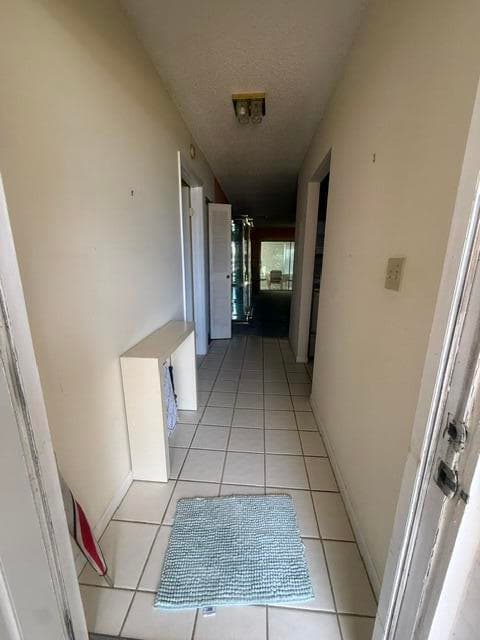 197 Lake Susan Lane, West Palm Beach, FL 33411 3
