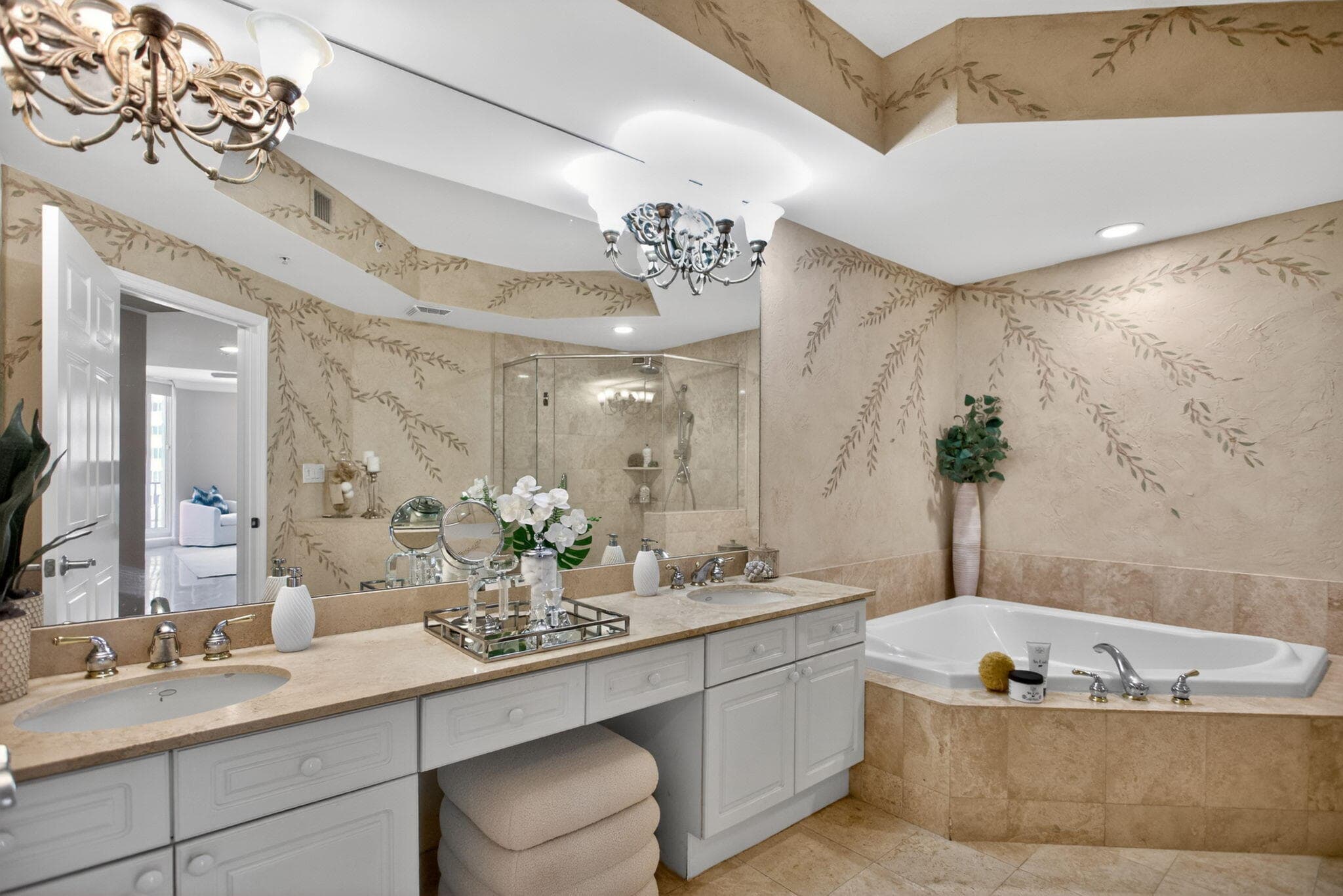 100 S BIRCH Road 1003F, Fort Lauderdale, FL 33316 23
