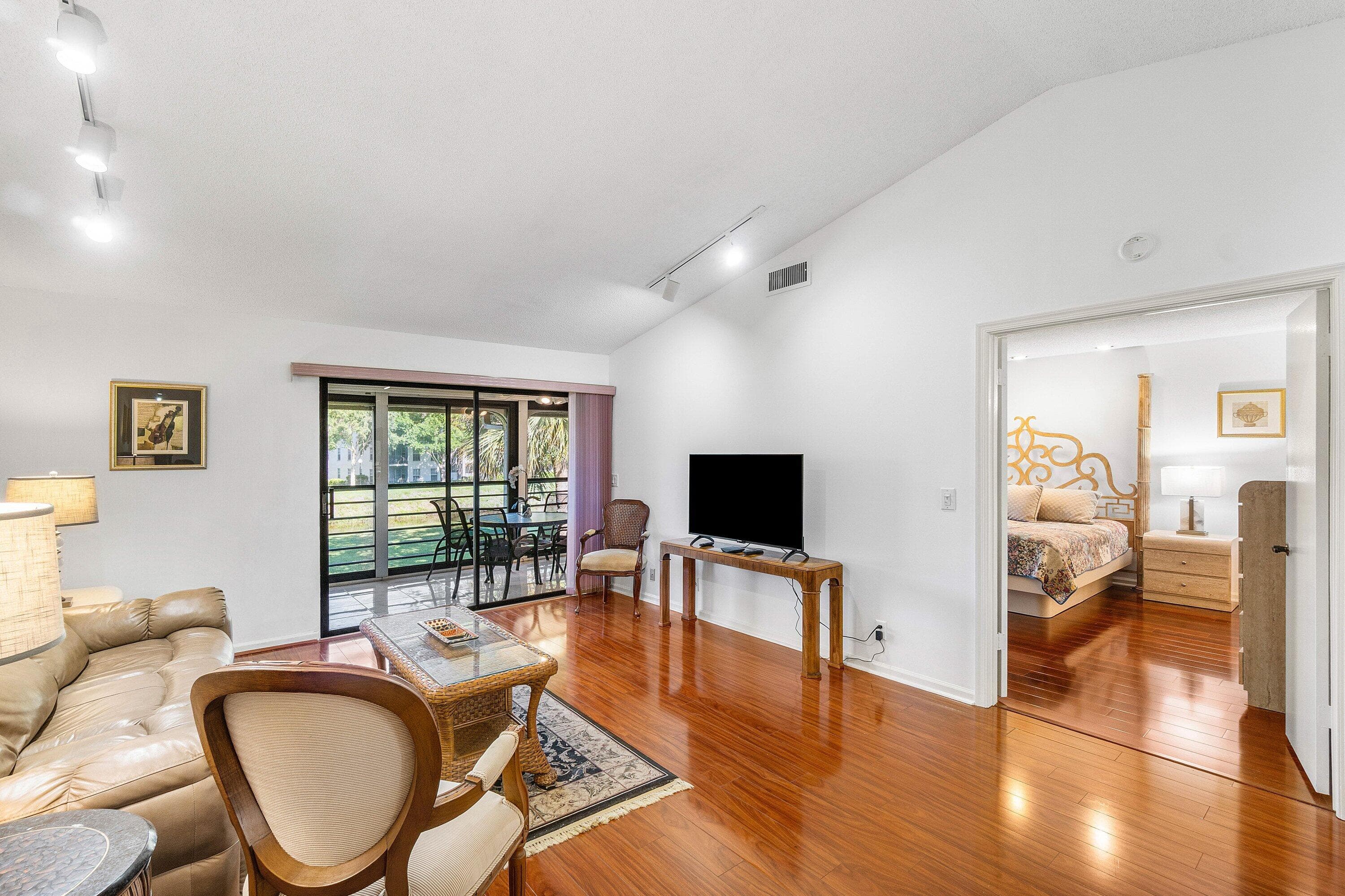10137 Mangrove Drive 203, Boynton Beach, FL 33437 7