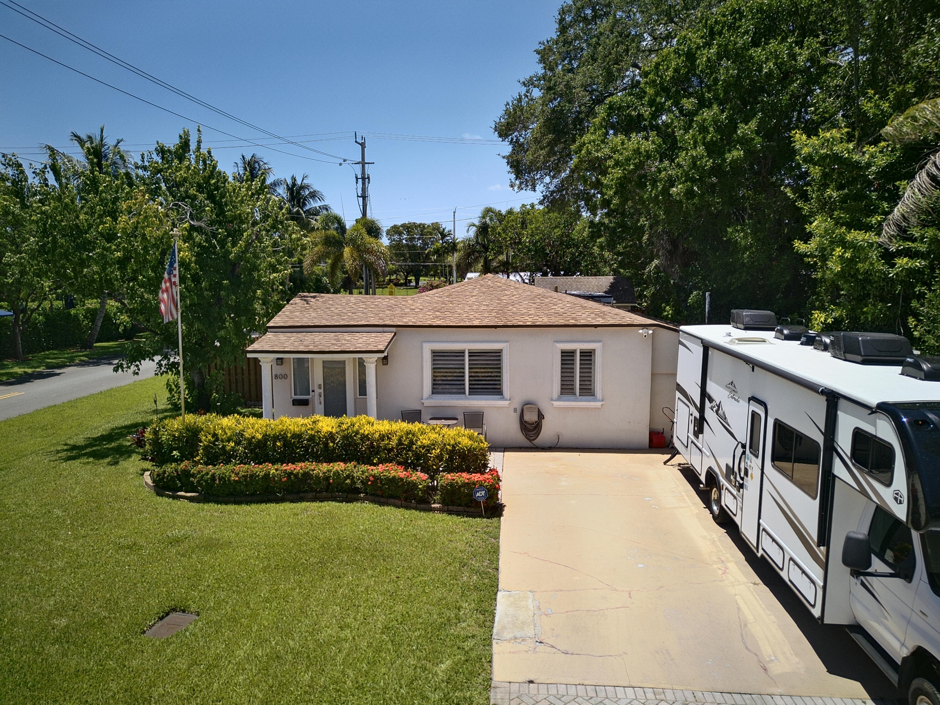 800 SW 19TH Street, Fort Lauderdale, FL 33315 48