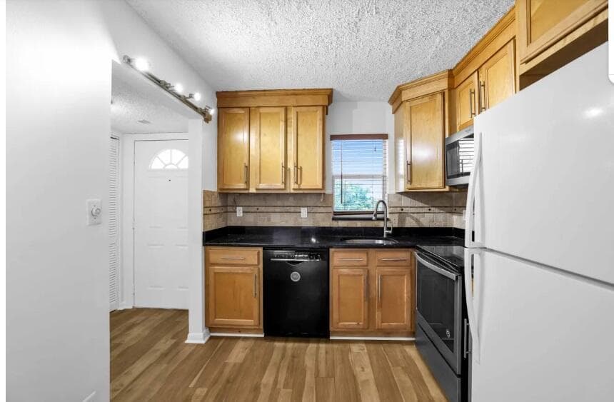 9355 SW 8th Street 408, Boca Raton, FL 33428 2