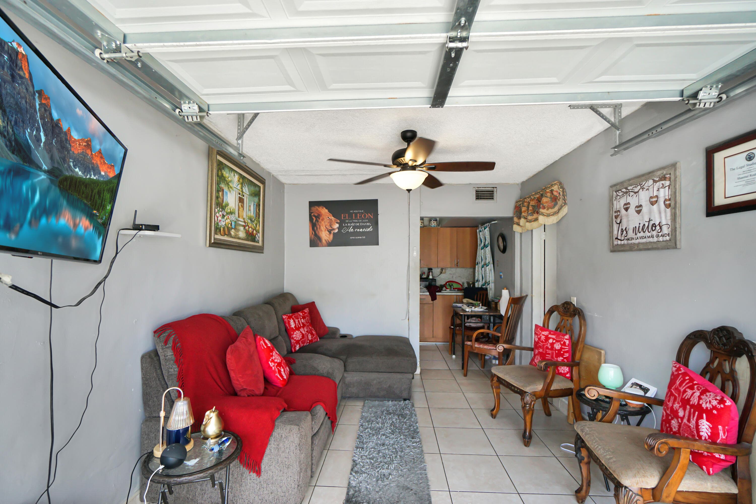 1067 W 43rd Place 68, Hialeah, FL 33012 17