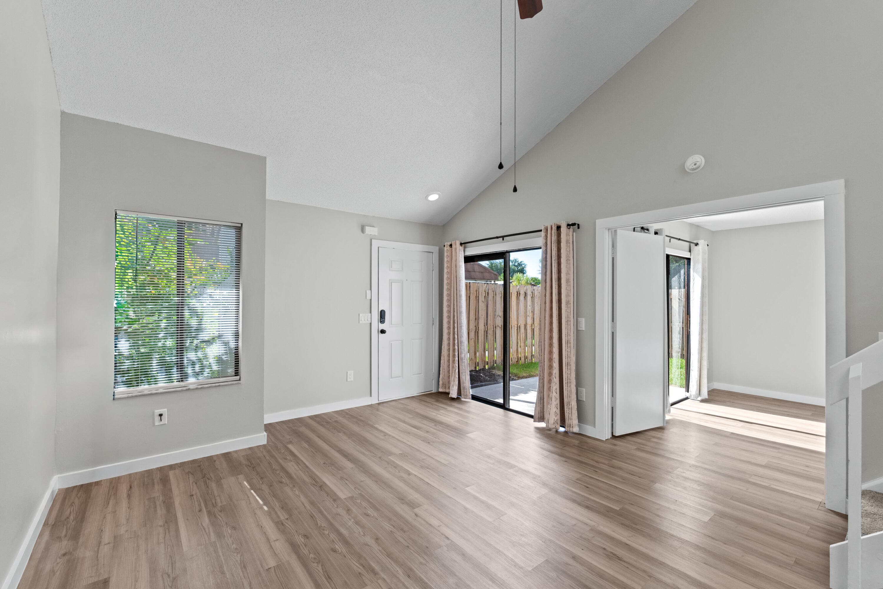 4155 PALM BAY Circle D, West Palm Beach, FL 33406 3