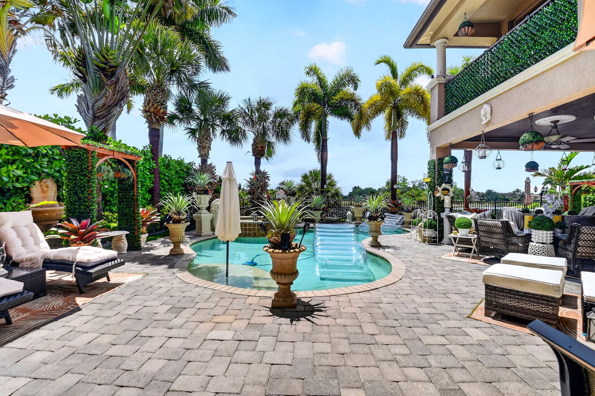 611 Edgebrook Lane, Royal Palm Beach, FL 33411 92