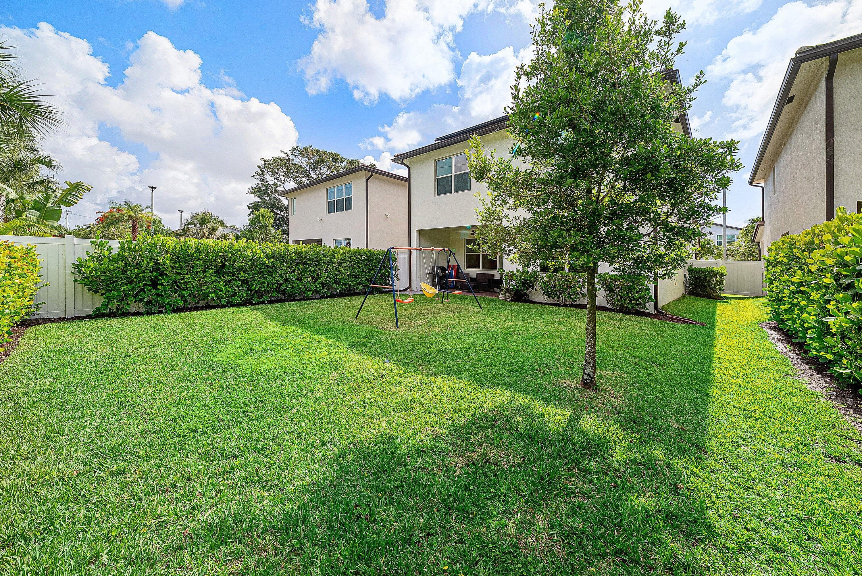 1600 Verawood Lane, Delray Beach, FL 33445 37