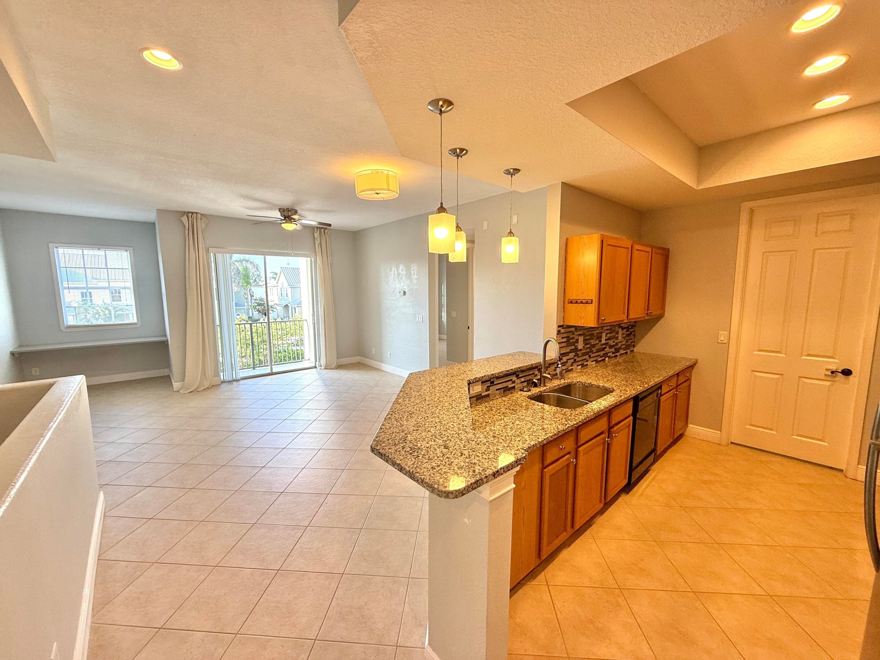 10480 SW Stephanie Way 3203, Port St. Lucie, FL 34987 4
