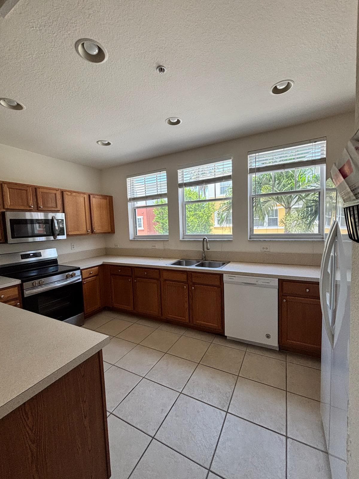 767 MILLBRAE Court 2, West Palm Beach, FL 33401 7
