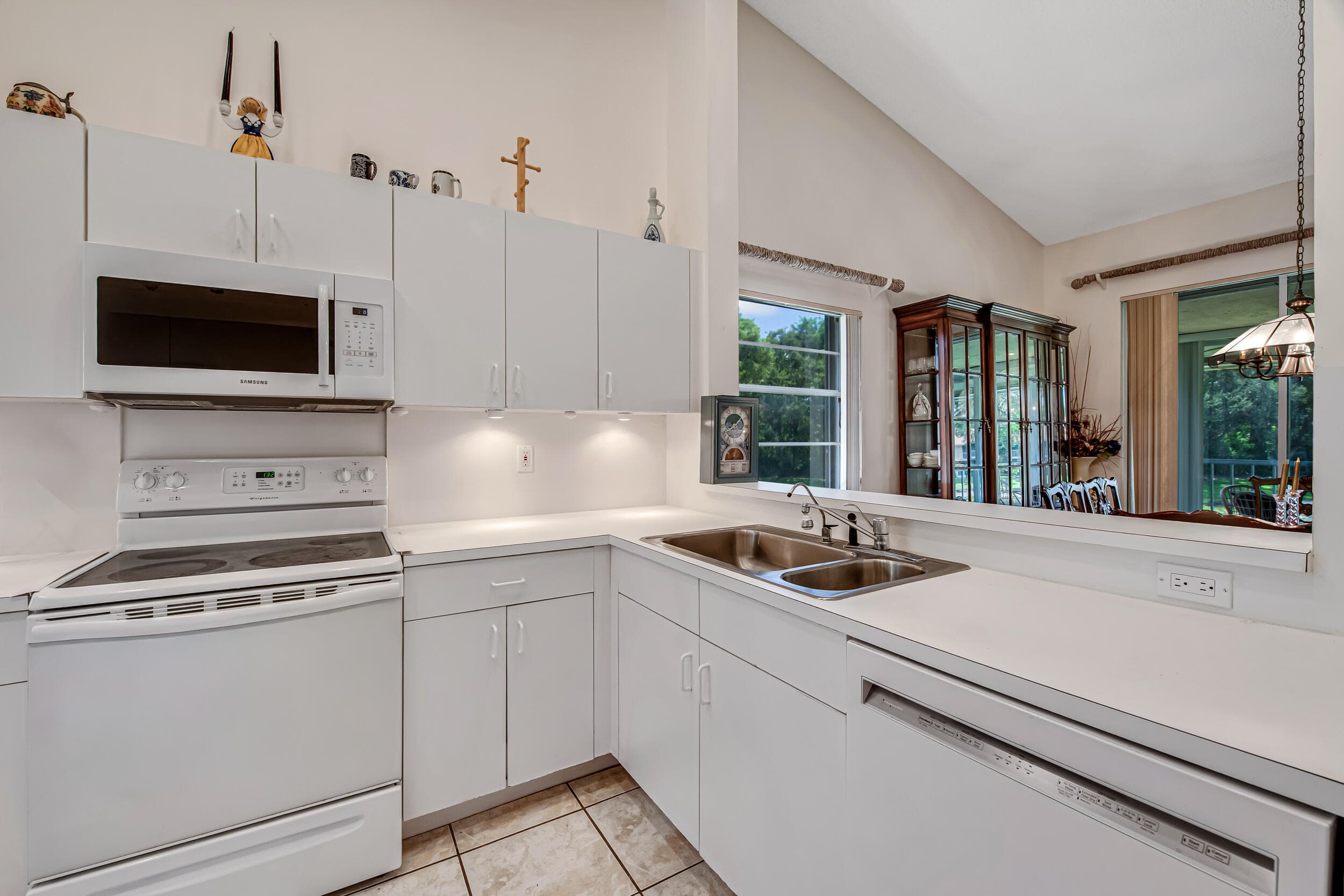7027 Summer Tree Drive 201, Boynton Beach, FL 33437 19