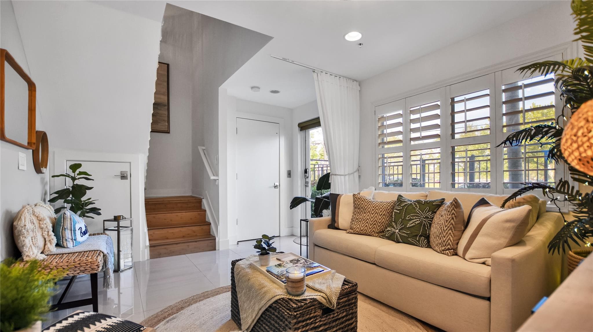 816 NE 7TH Street, Fort Lauderdale, FL 33304 6