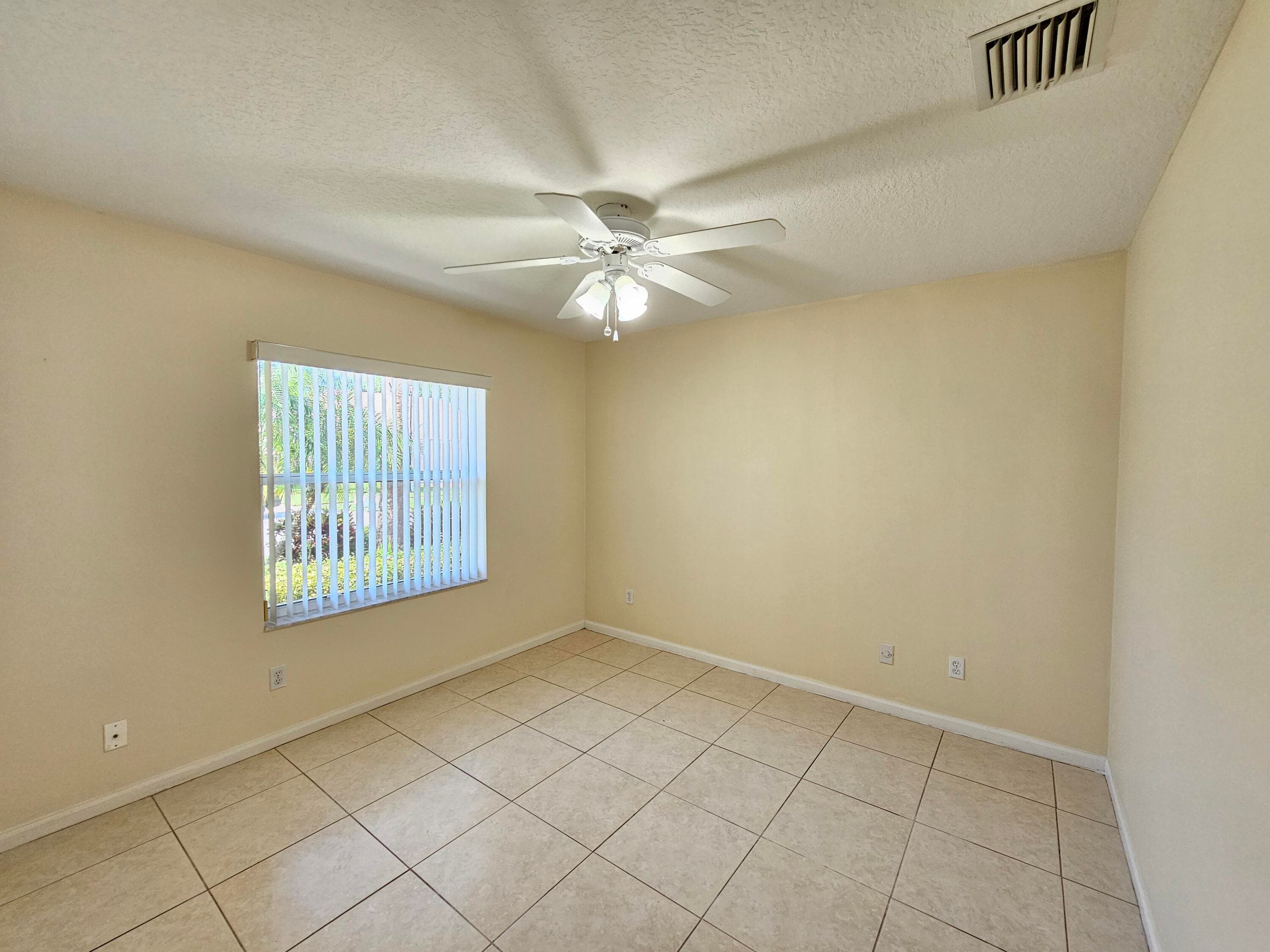12827 HAMPTON LAKES Circle, Boynton Beach, FL 33436 23