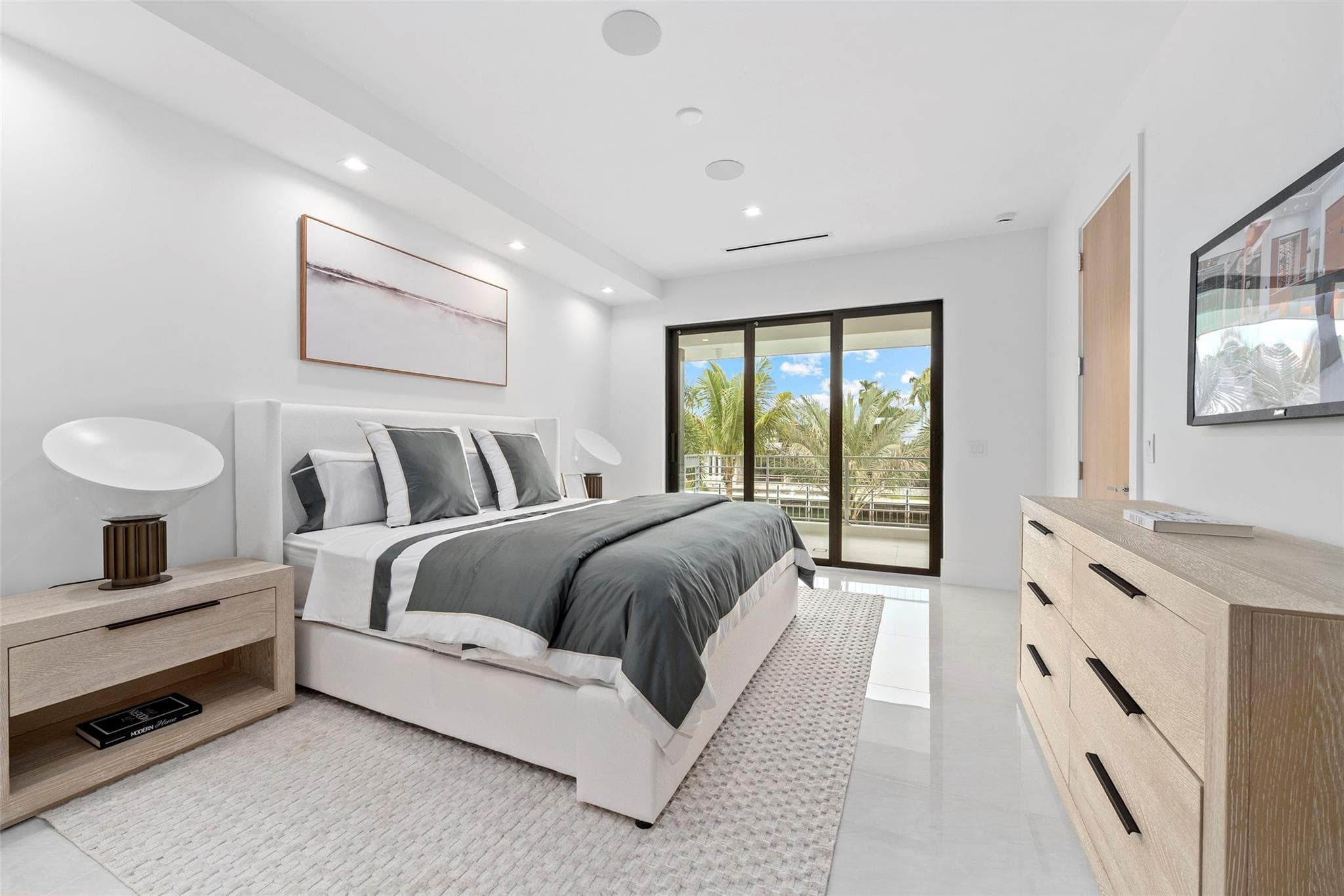 24 FIESTA Way, Fort Lauderdale, FL 33301 50