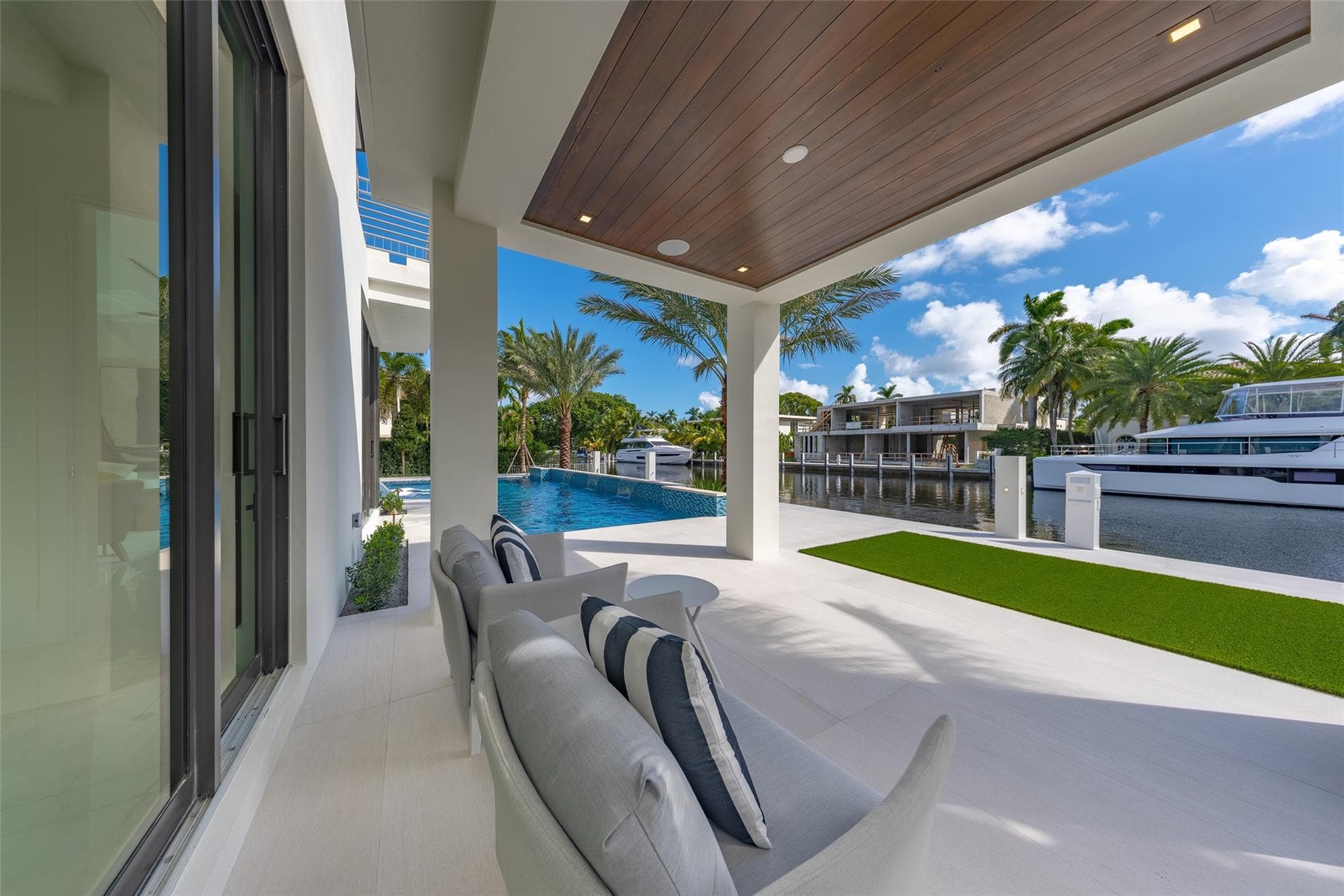 24 FIESTA Way, Fort Lauderdale, FL 33301 62