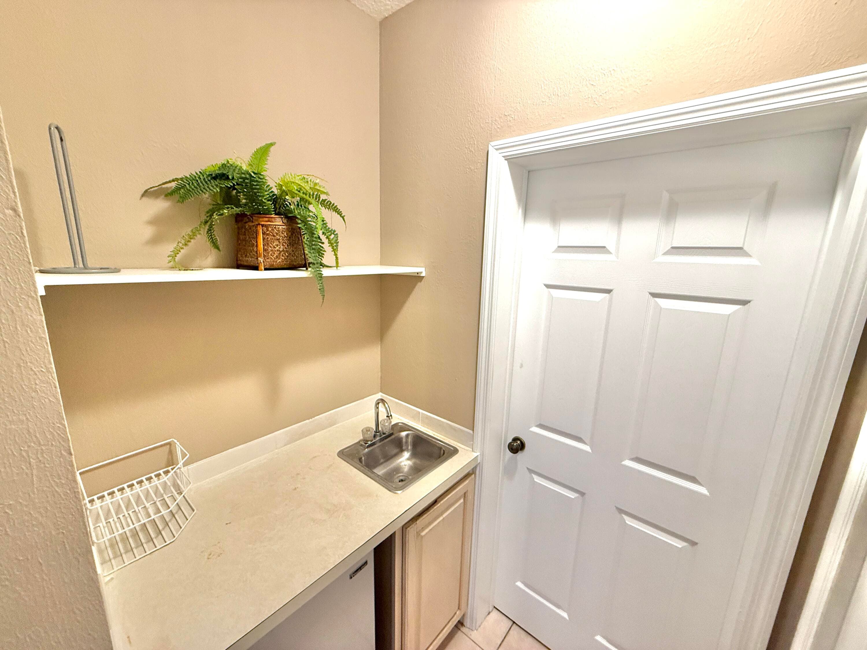 9895 Perfect Drive B, Port St. Lucie, FL 34986 9