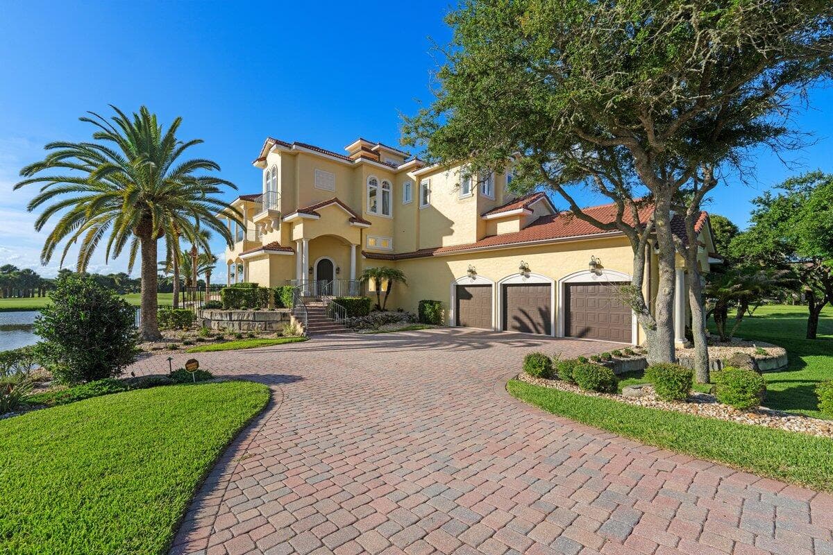 501 GRANADA Drive, Palm Coast, FL 32137 98