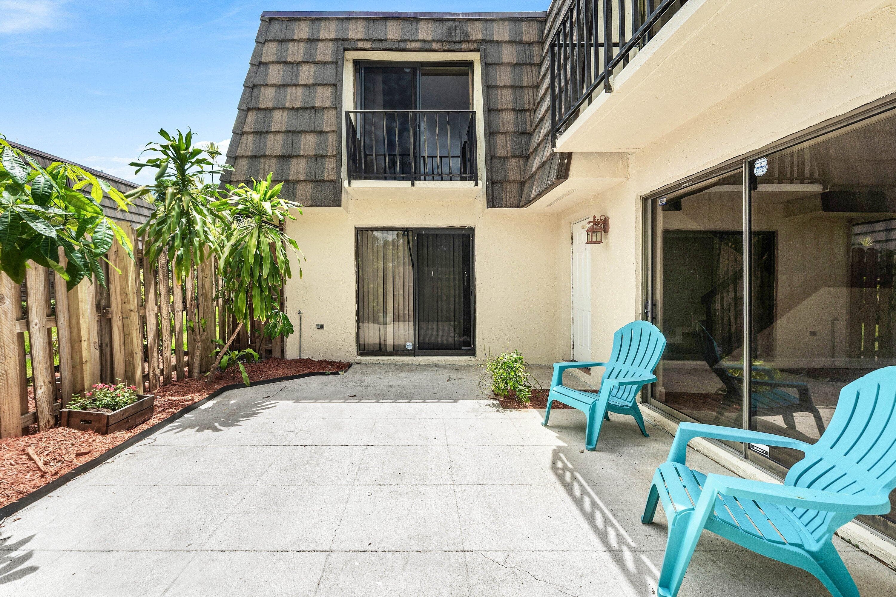 1534 FOREST LAKES Circle D, West Palm Beach, FL 33406 2
