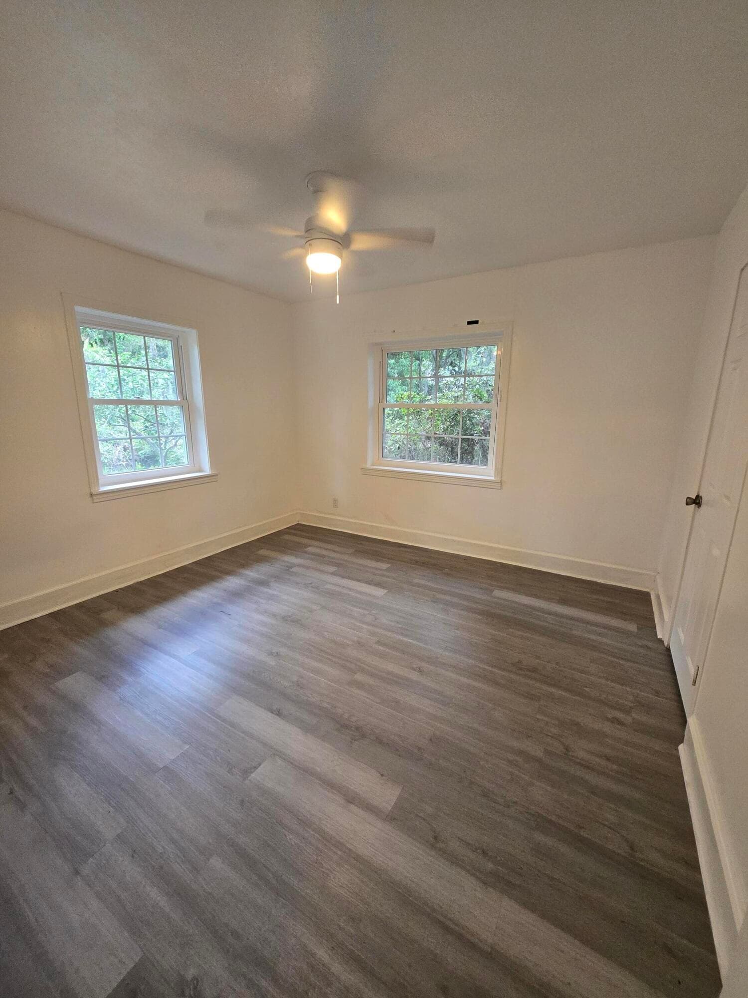 8305 HOGAN Road, Jacksonville, FL 32216 25