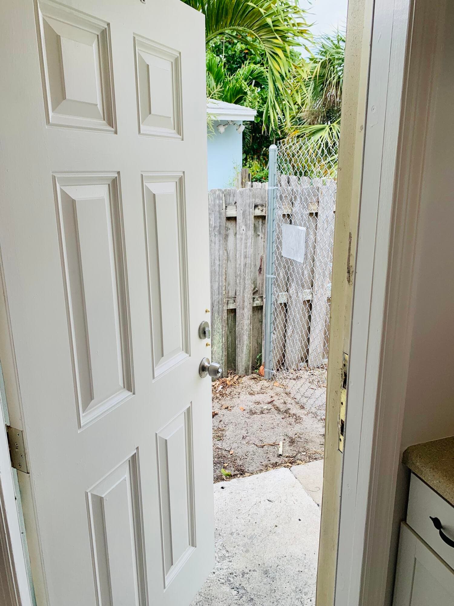 417 NE 2nd Street, Boynton Beach, FL 33435 9