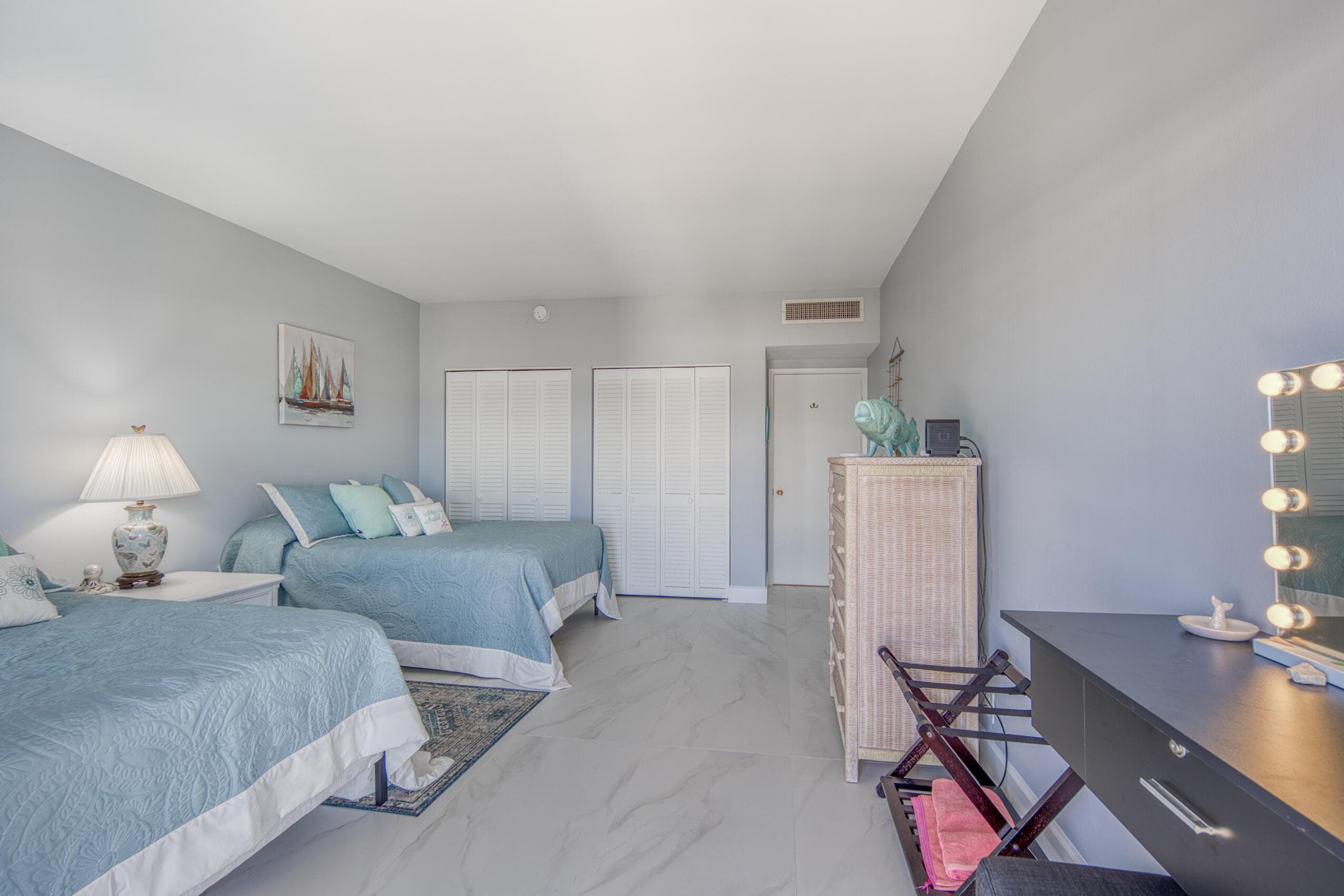 3230 S OCEAN Boulevard E609, Palm Beach, FL 33480 23