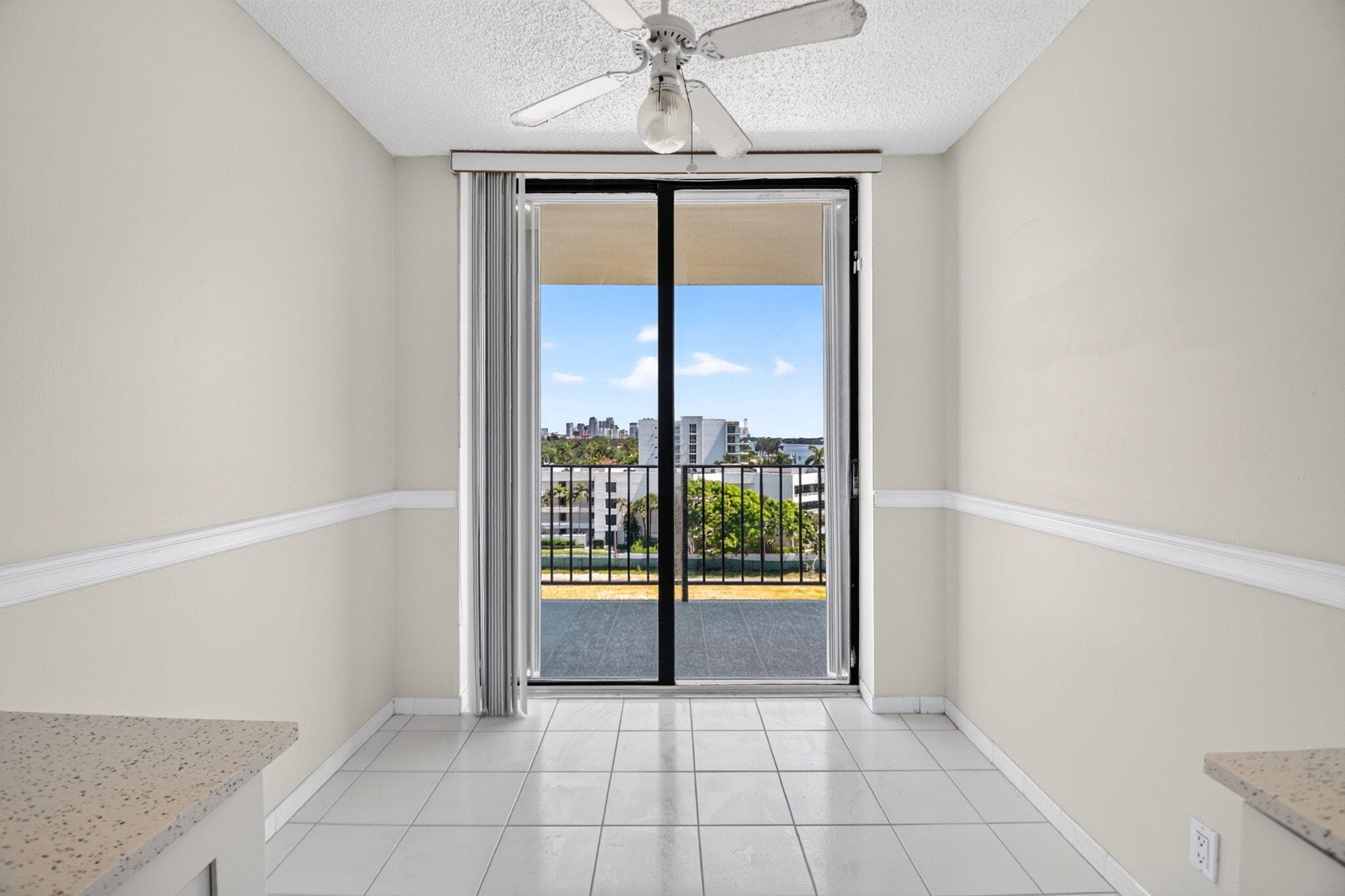 3800 WASHINGTON Road 708, West Palm Beach, FL 33405 40