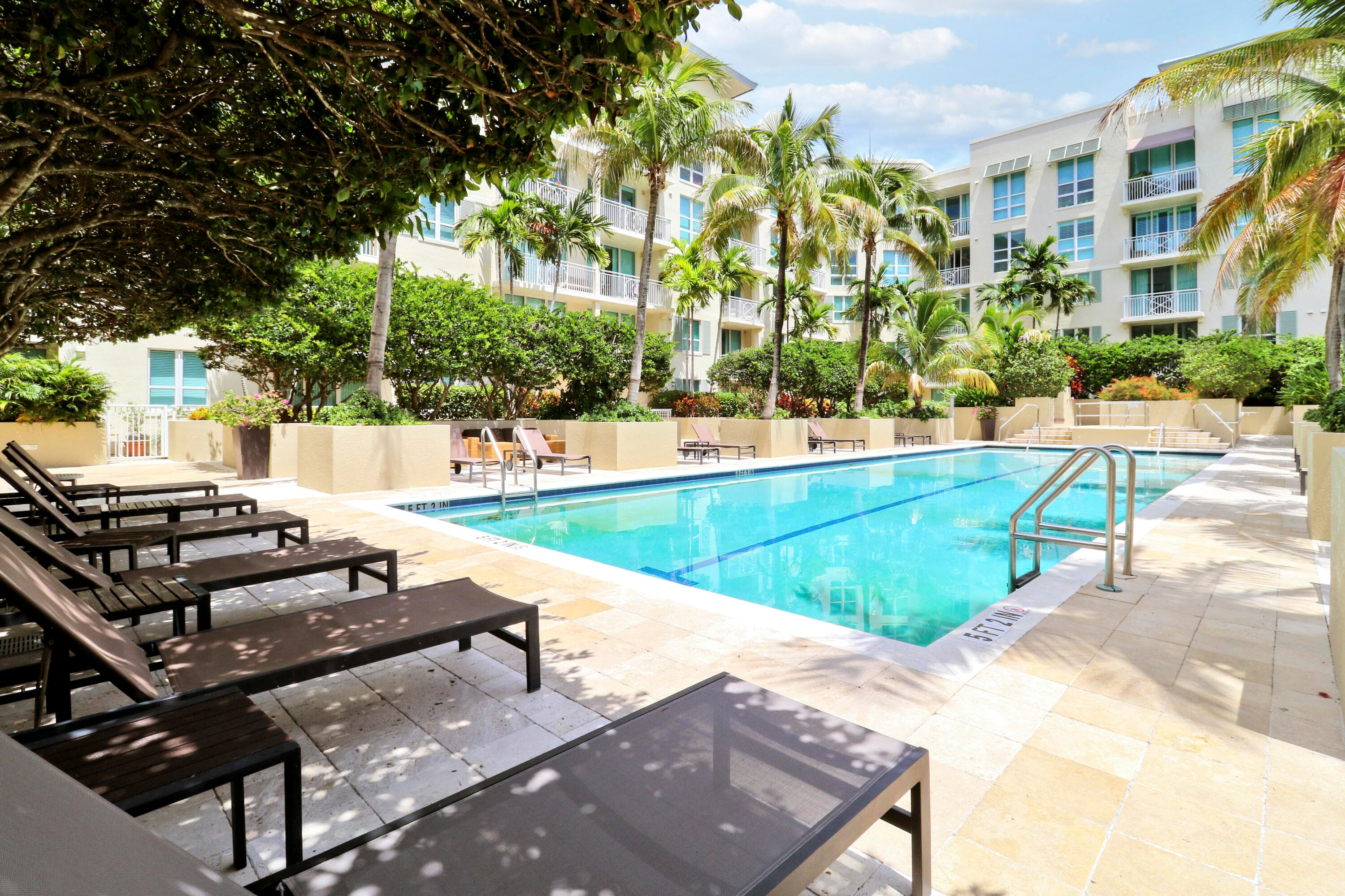 480 Hibiscus Street 821, West Palm Beach, FL 33401 18