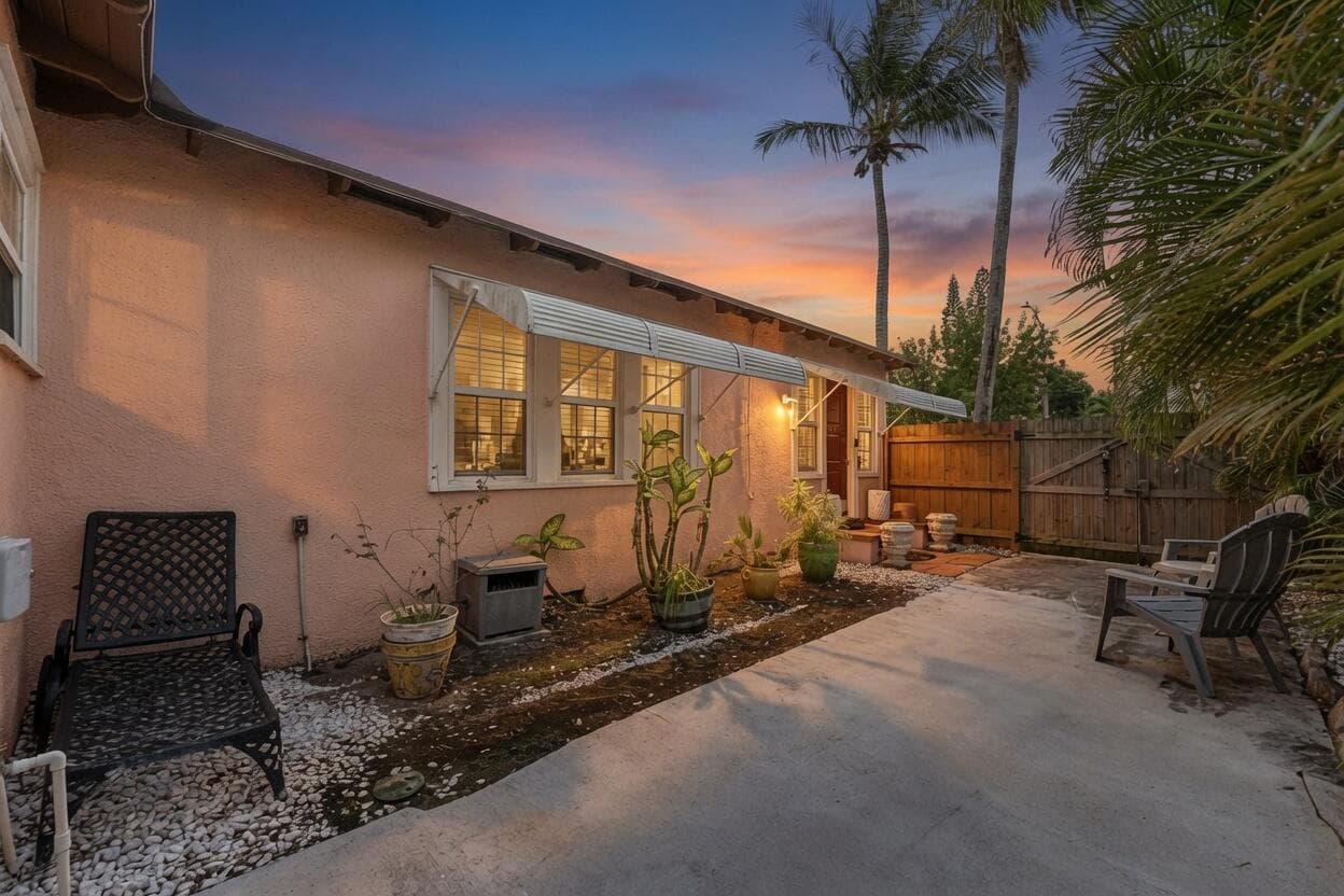 427 58th Street, West Palm Beach, FL 33407 2