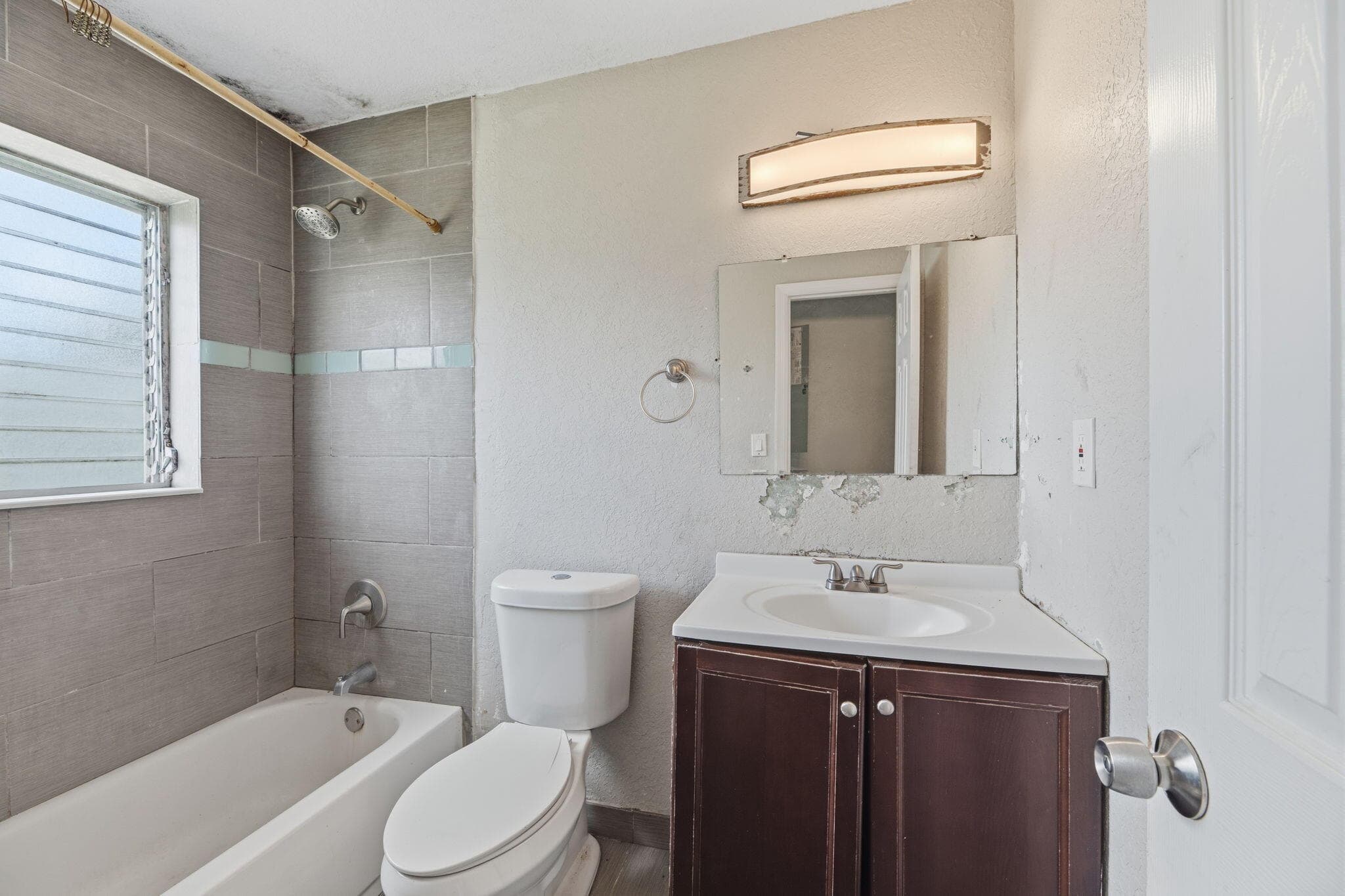 1640 NE 32ND Place, Pompano Beach, FL 33064 25