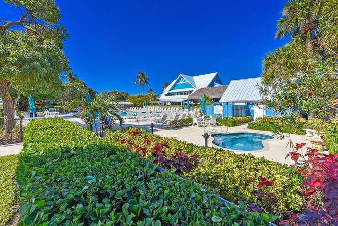 353 S US HIGHWAY 1 A108, Jupiter, FL 33477 28