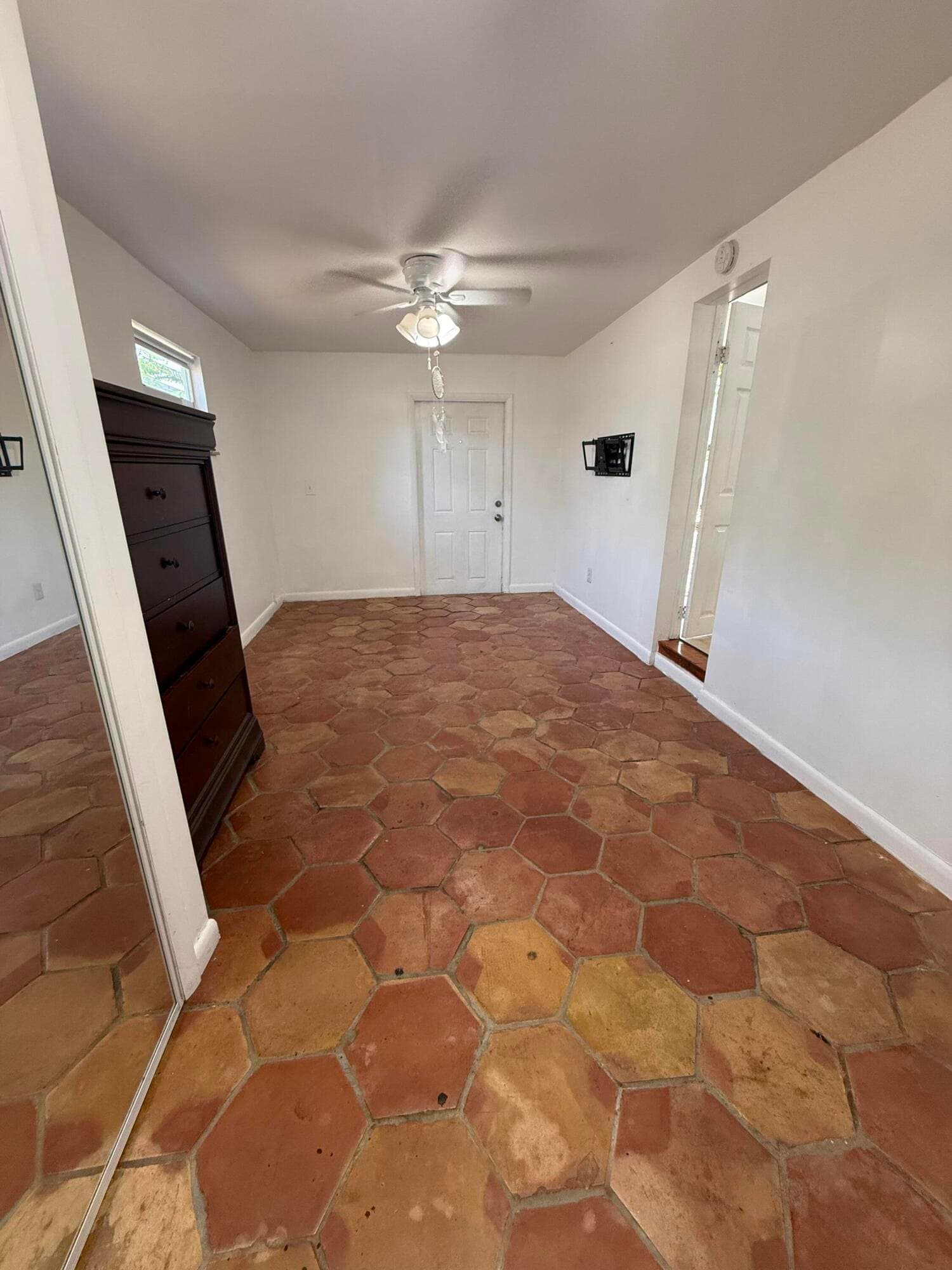 51 SW 13TH Street, Dania Beach, FL 33004 3